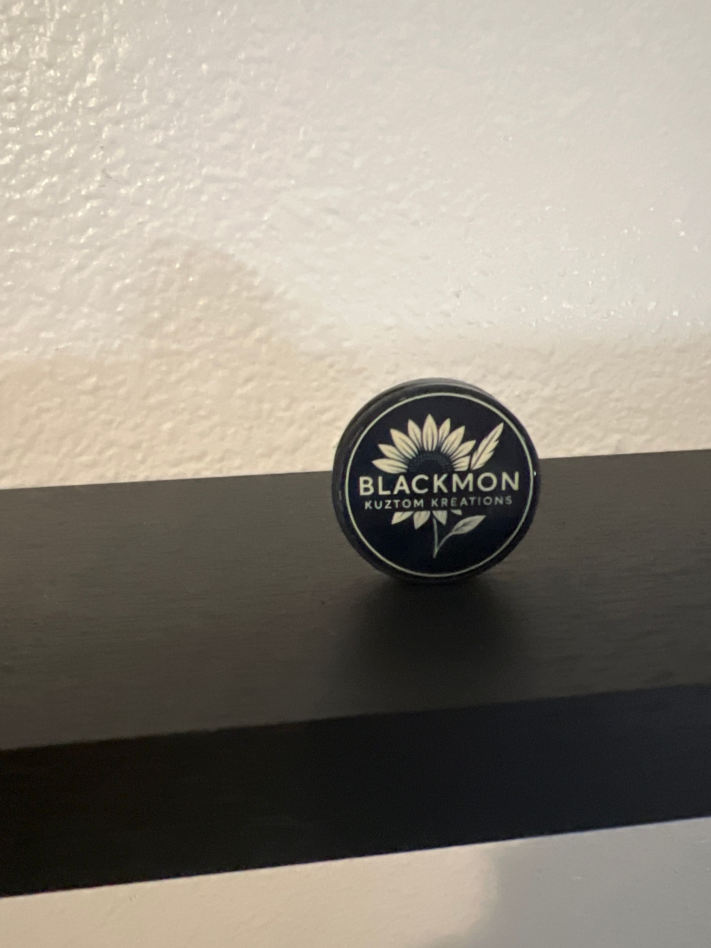 Pocket sockets
