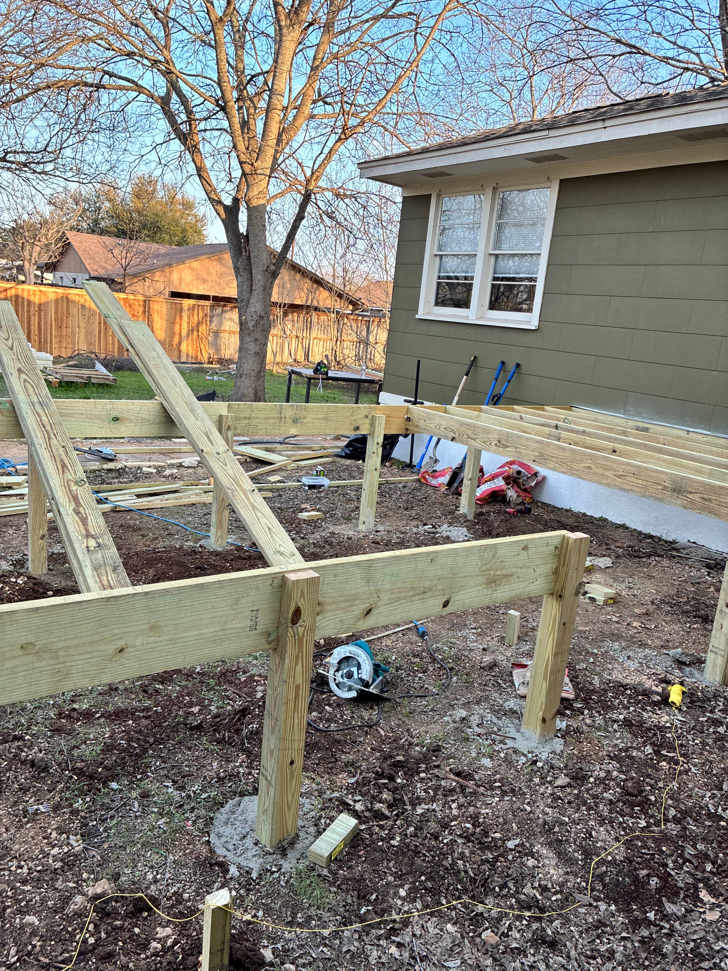 Cedar Deck built by B.E.Z. Carpentry 