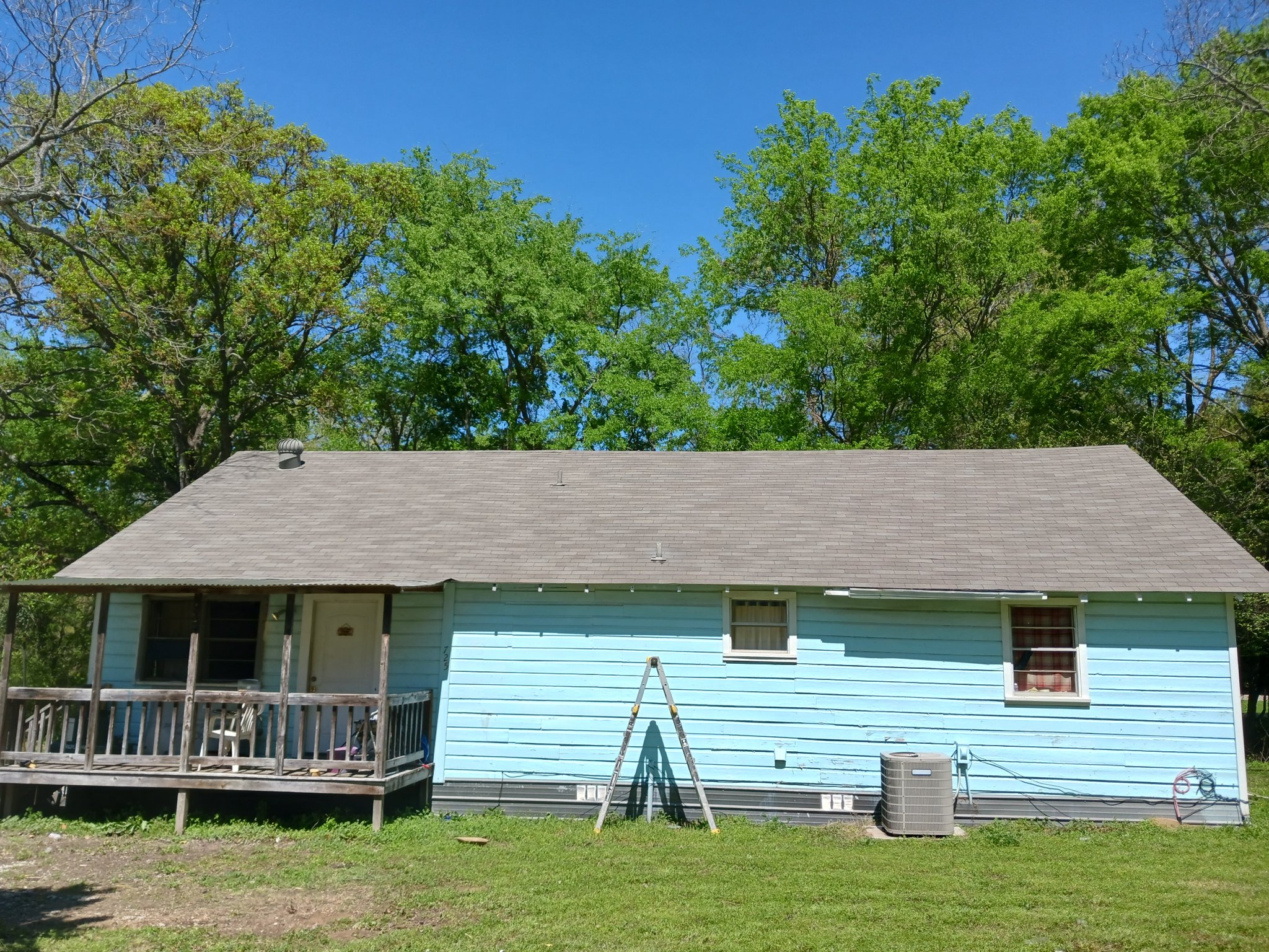 Post Roofing and Tree Services 's image