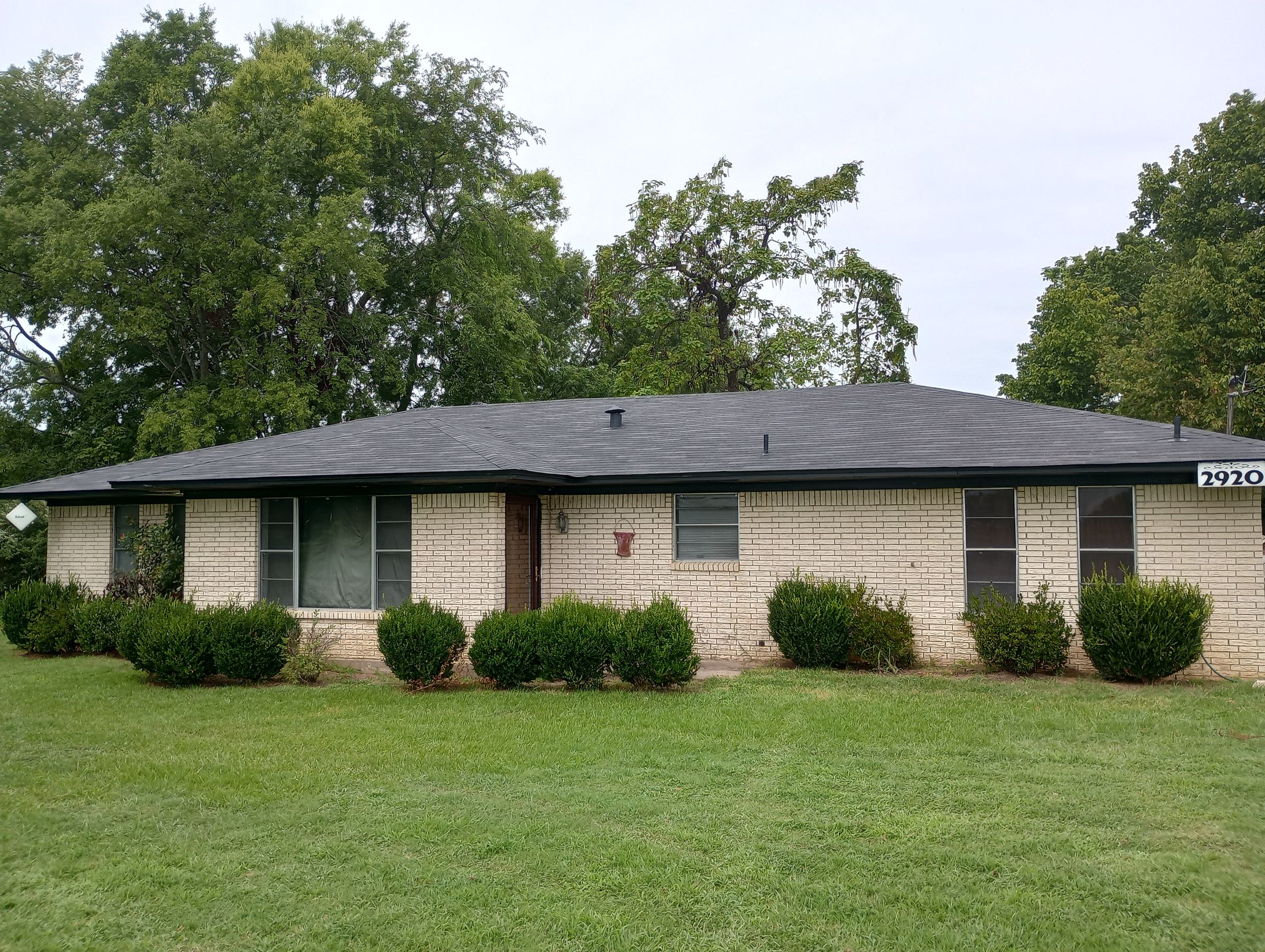 Post Roofing and Tree Services 's image