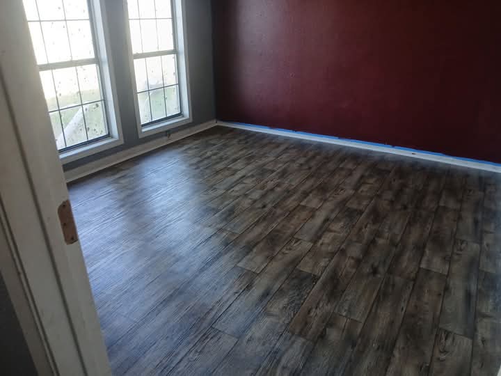 Post Roofing and Tree Services 's image