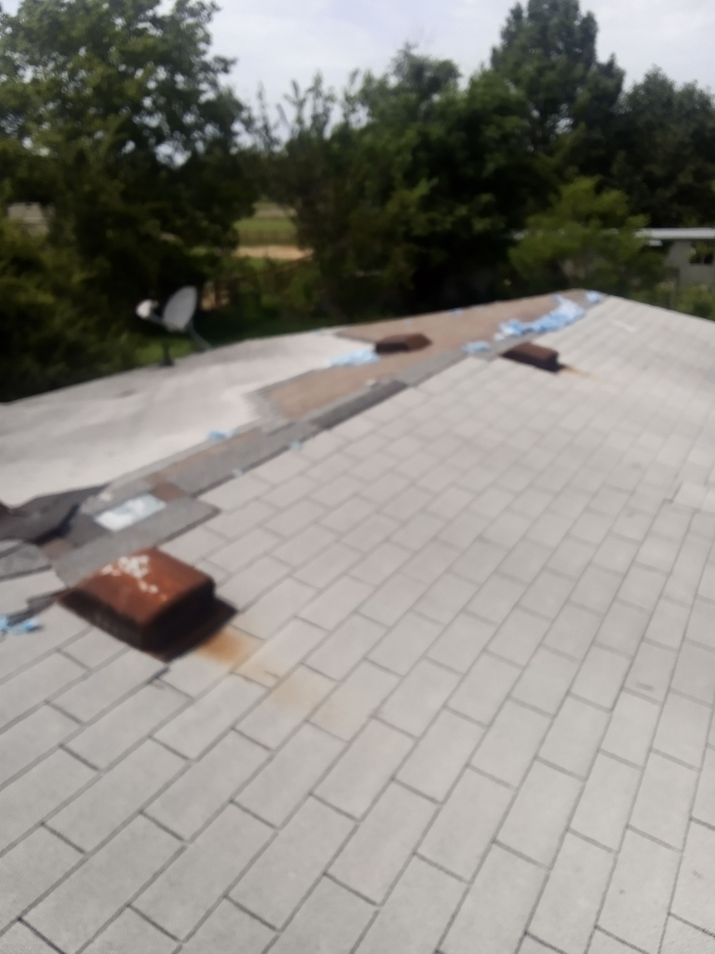 Post Roofing and Tree Services 's image