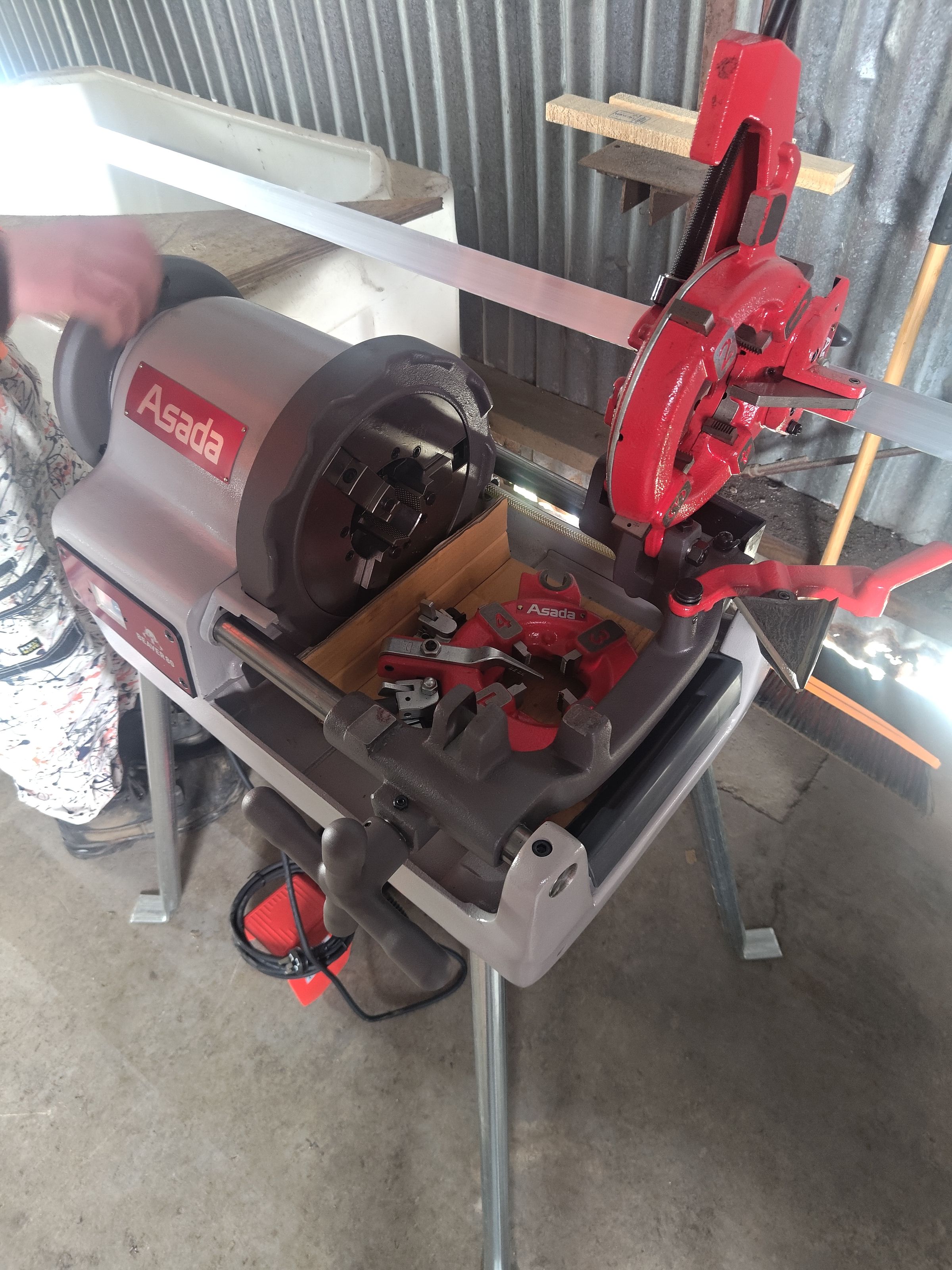 Asada Beaver 80 pipe threader