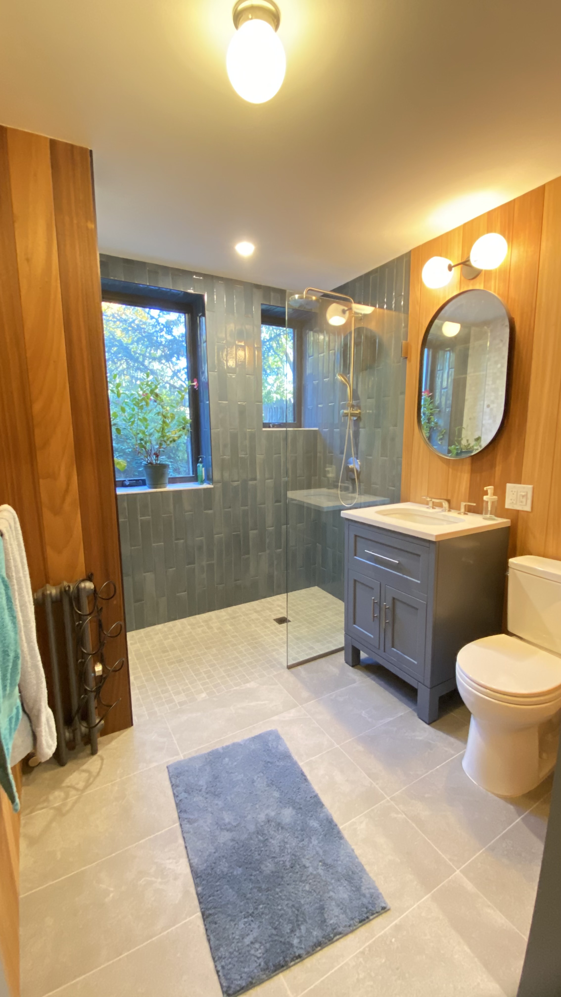 V&ROGER CONST. CORP.'s image