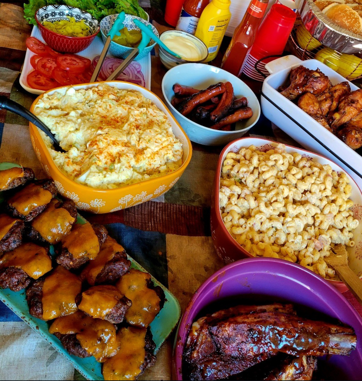What's in Sam's Kitchen's image