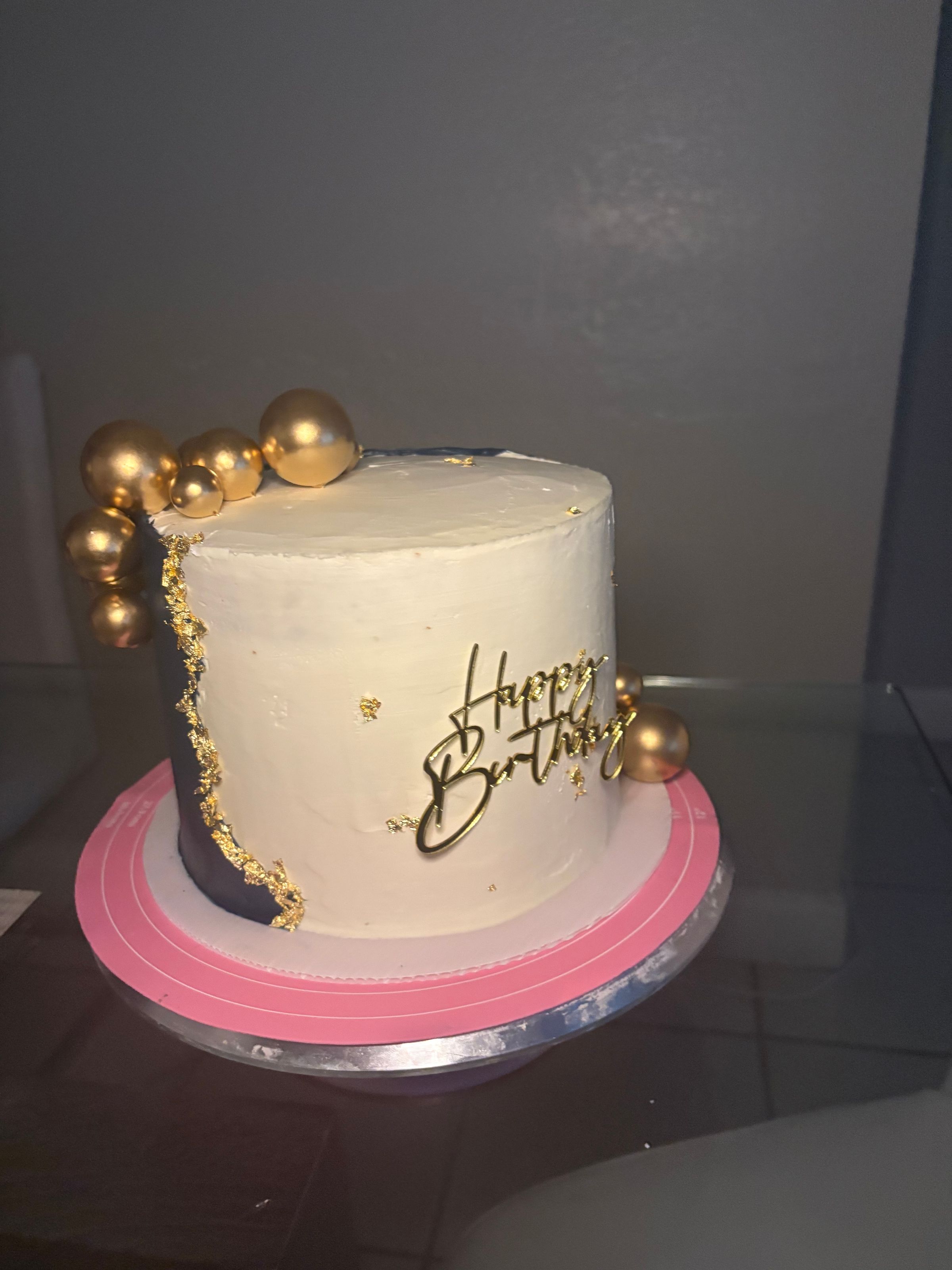 custom cake 
