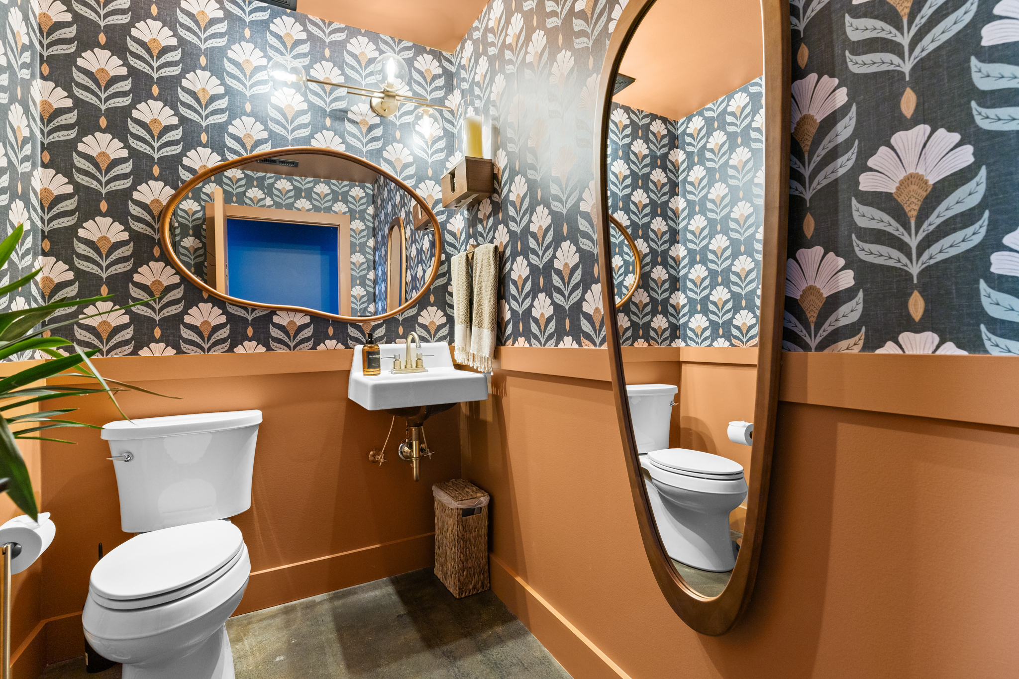 Bathroom-Oak-&-Ember