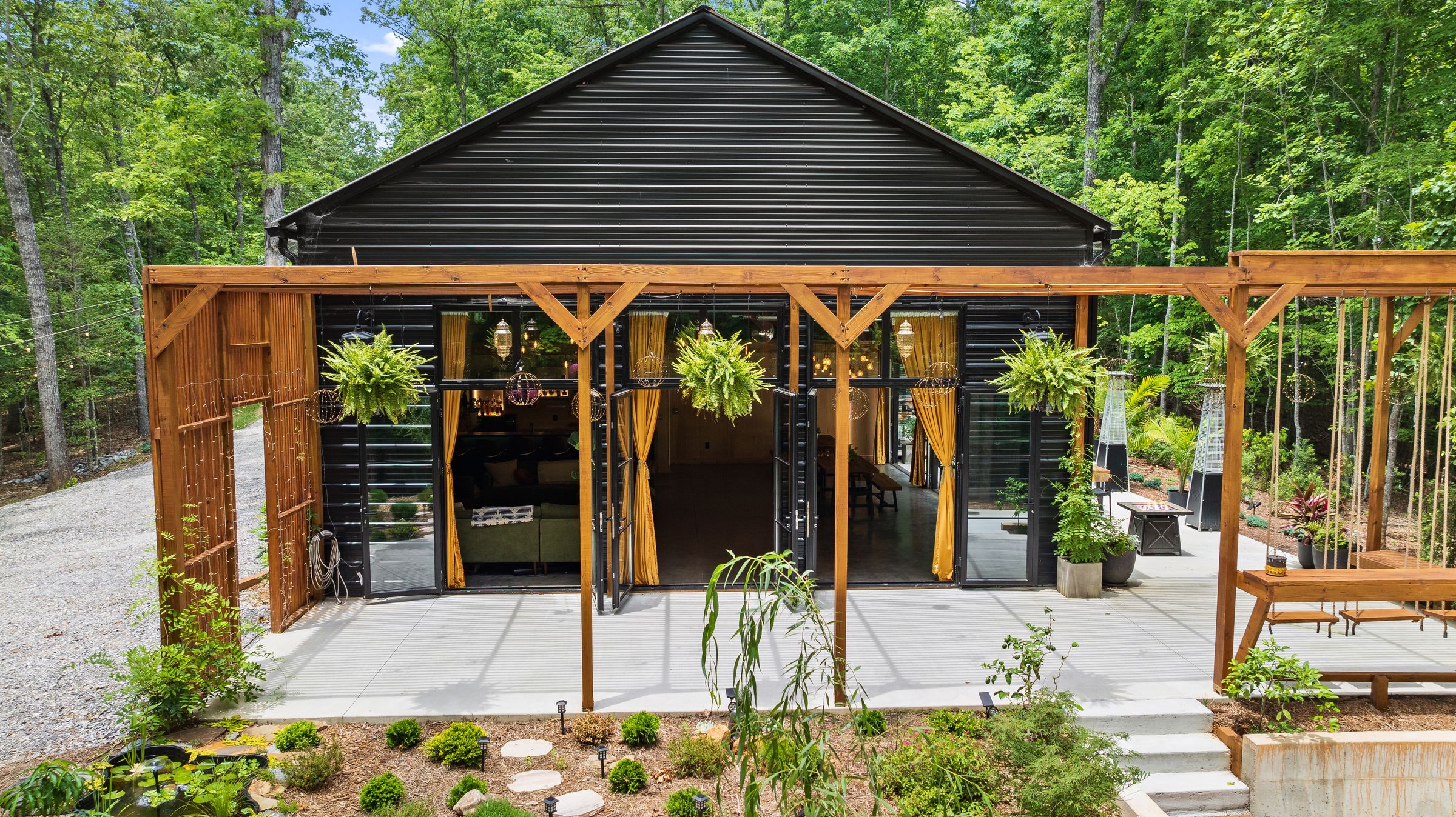 Front-Patio-Oak-&-Ember