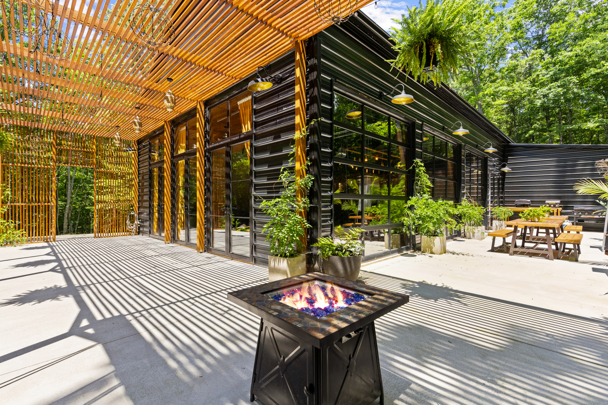 Corner-Patios-Oak-&-Ember