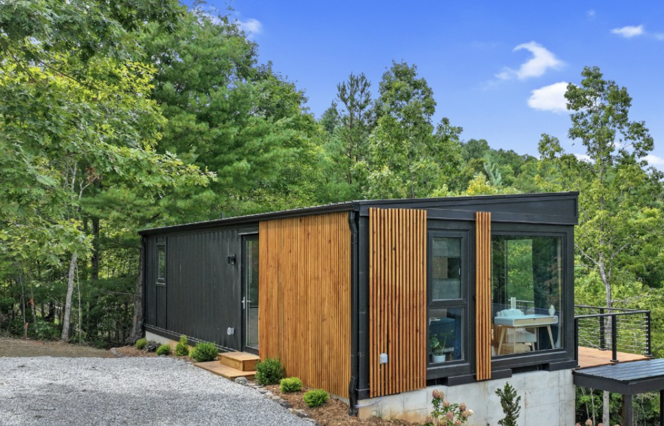 Oak & Ember | Modern Event Venue in Young Harris, Georgia's image