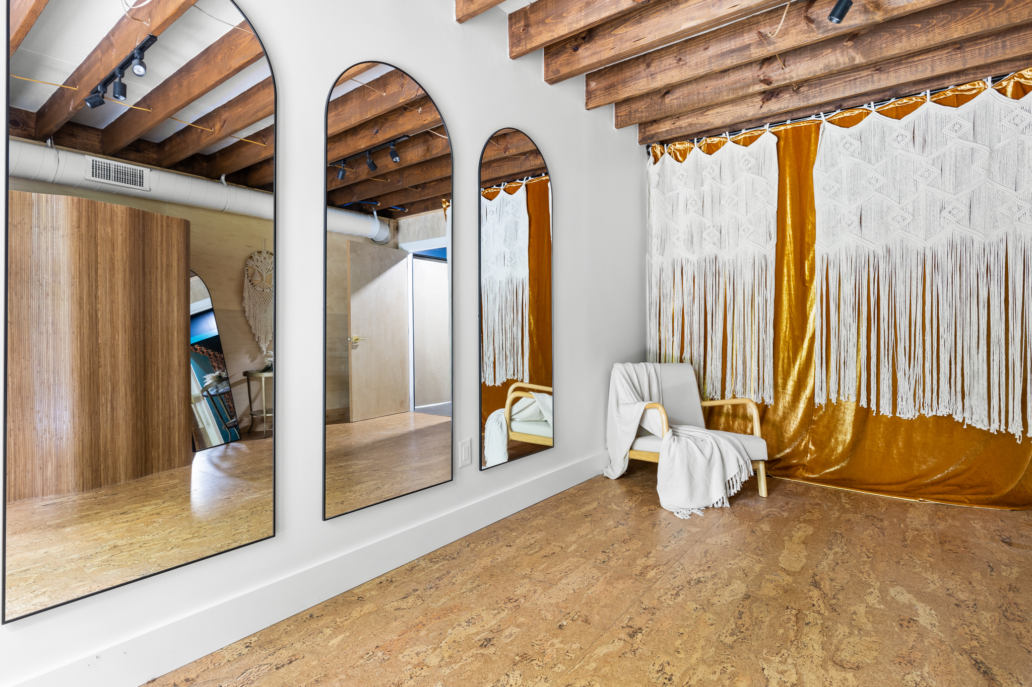 Oak & Ember | Modern Event Venue in Young Harris, Georgia's image