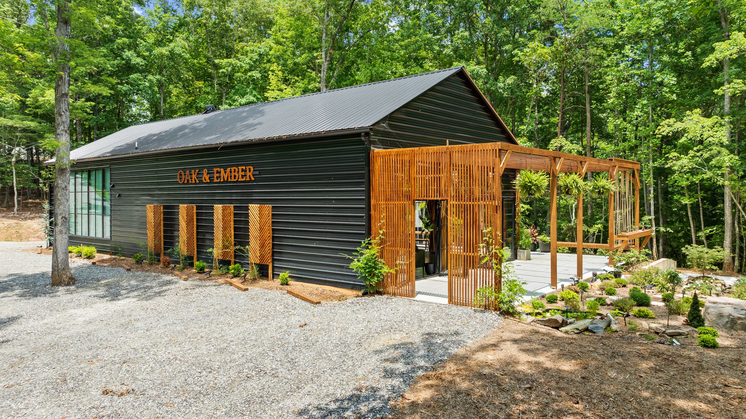 Entrance-Oak-&-Ember