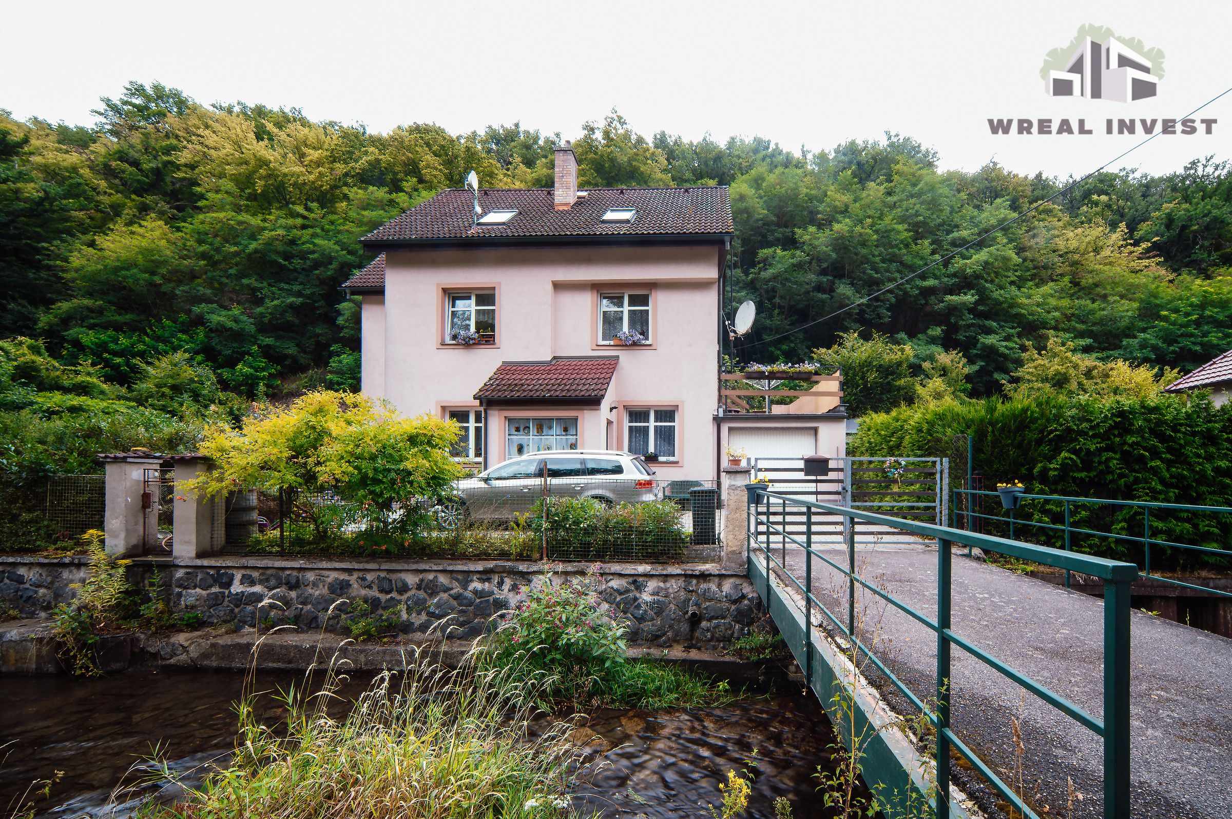 WREAL INVEST's image