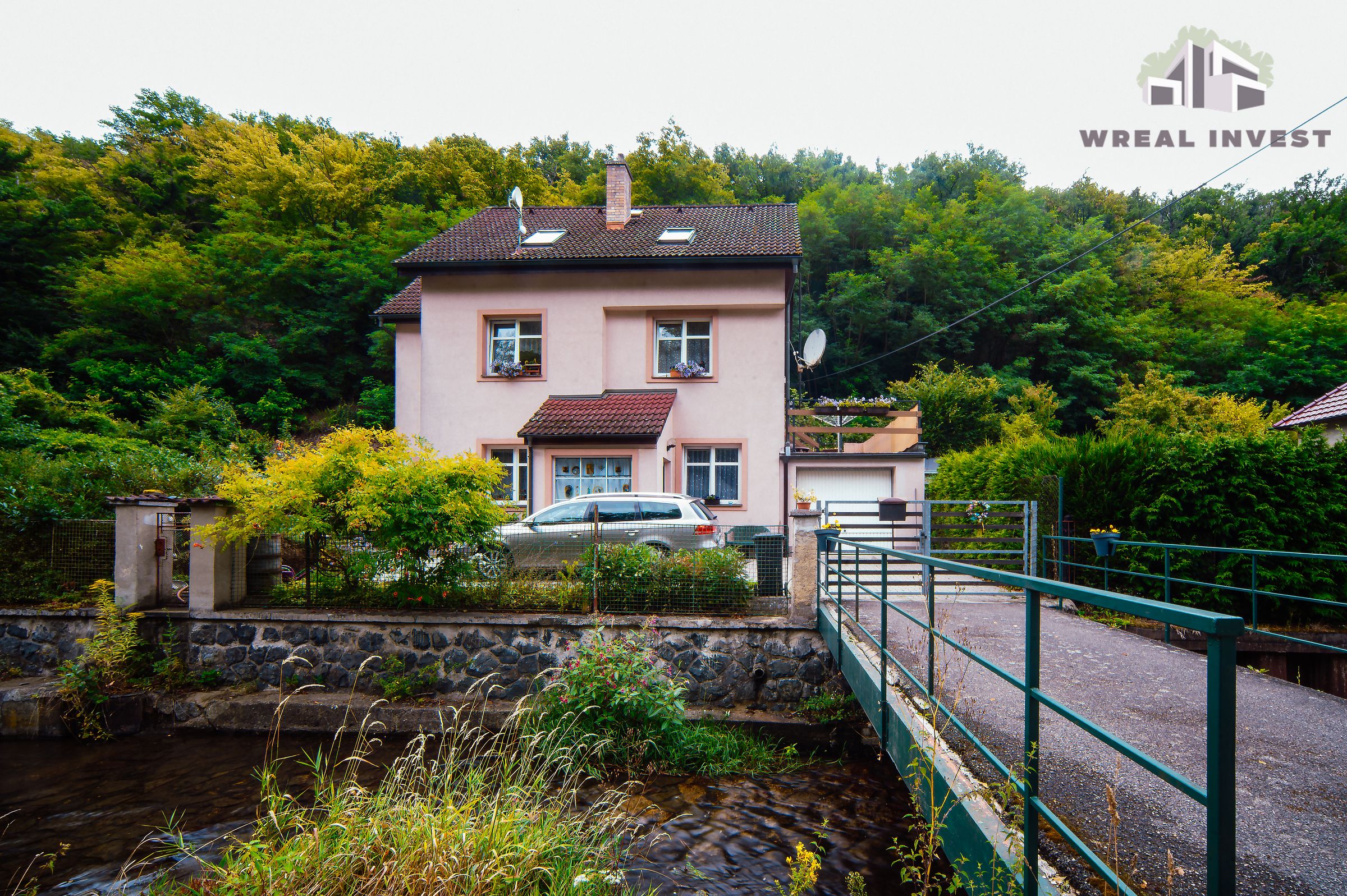 WREAL INVEST's image