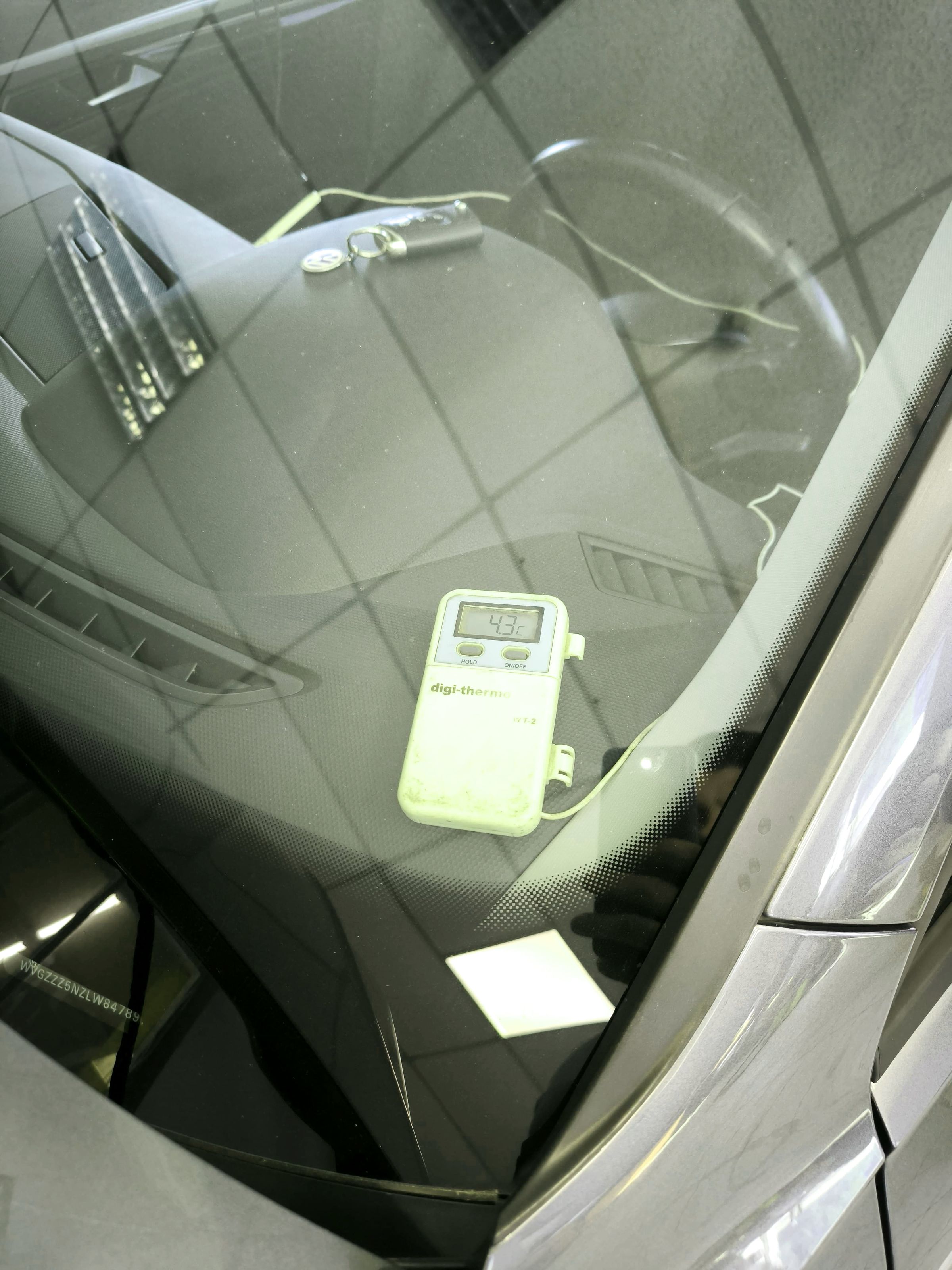 Auto kondicionieru uzpilde un remonts's image