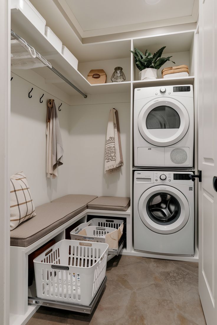 Custom Cabinets's image