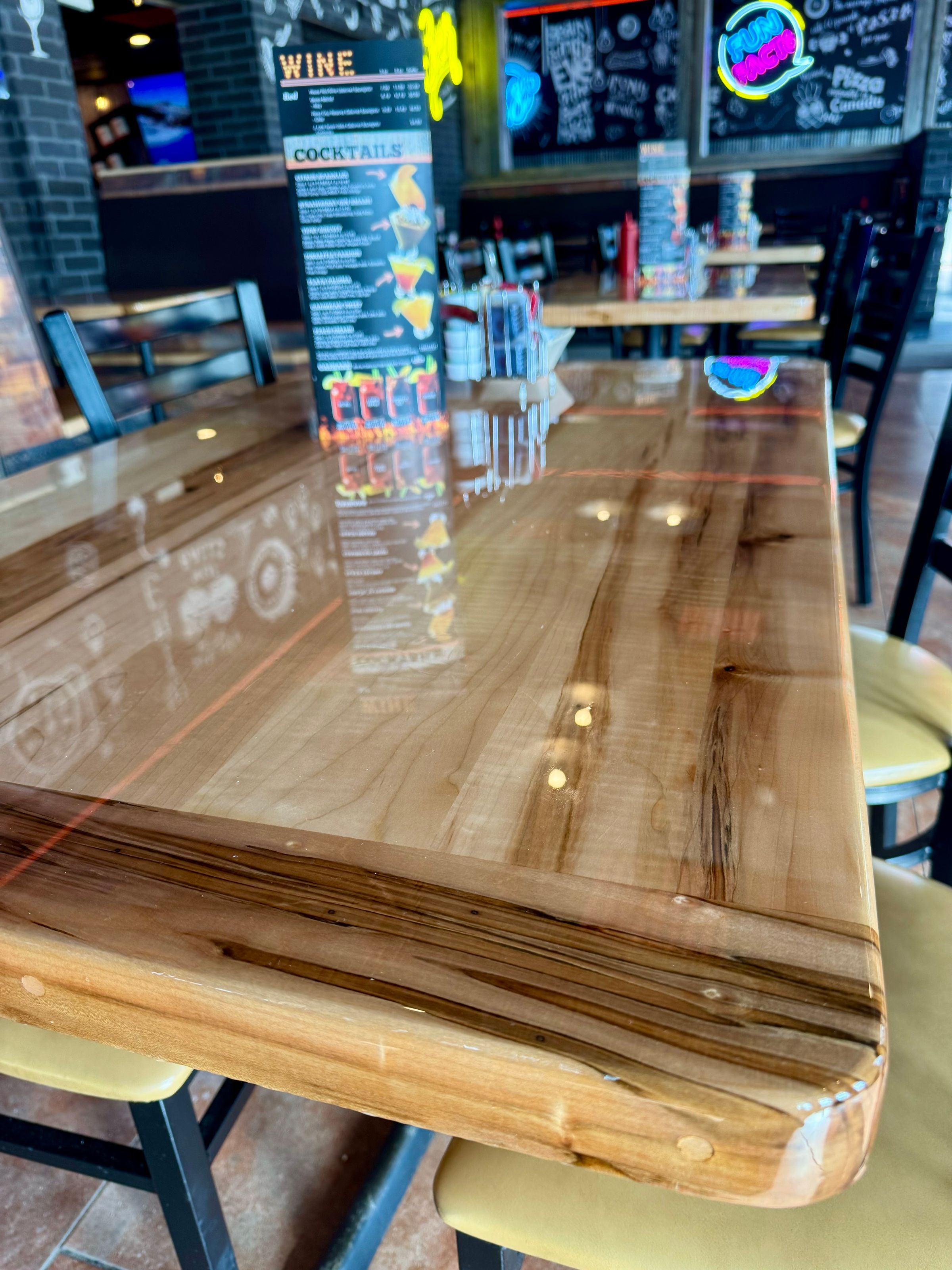 Lake Superior live edge's image