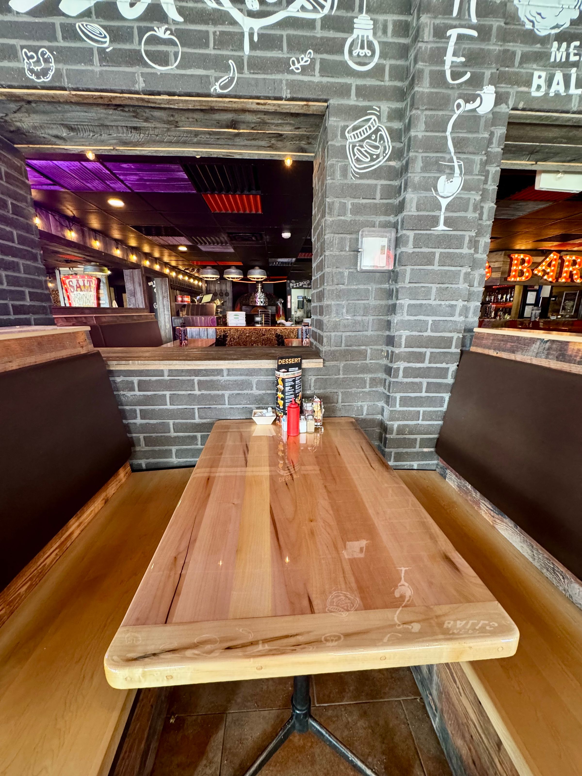 Lake Superior live edge's image