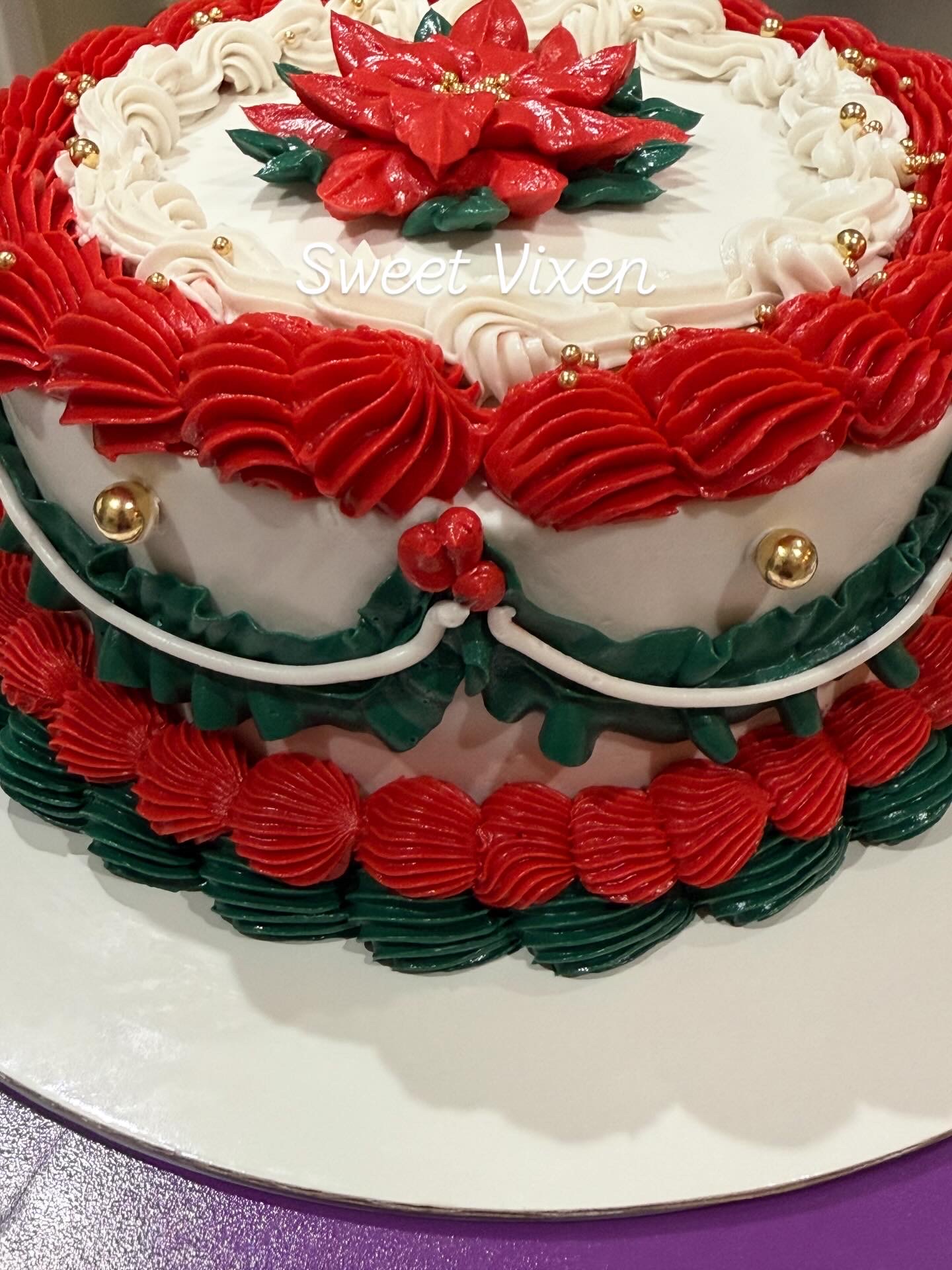Vintage Holiday Cake