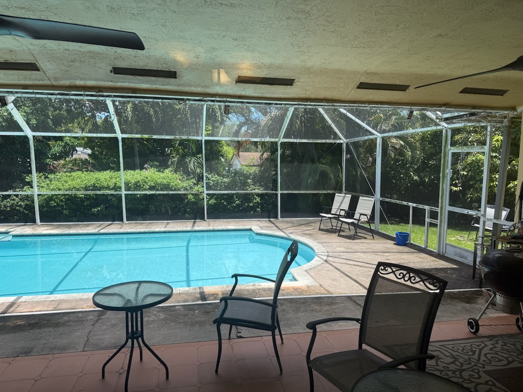 #1 Pressure Washing in Homestead | Aero SFlorida's image