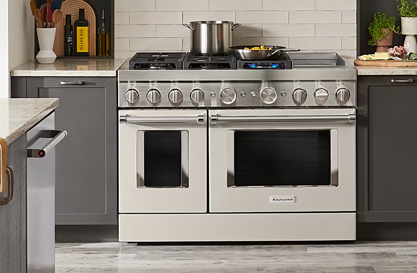 Valve service's image