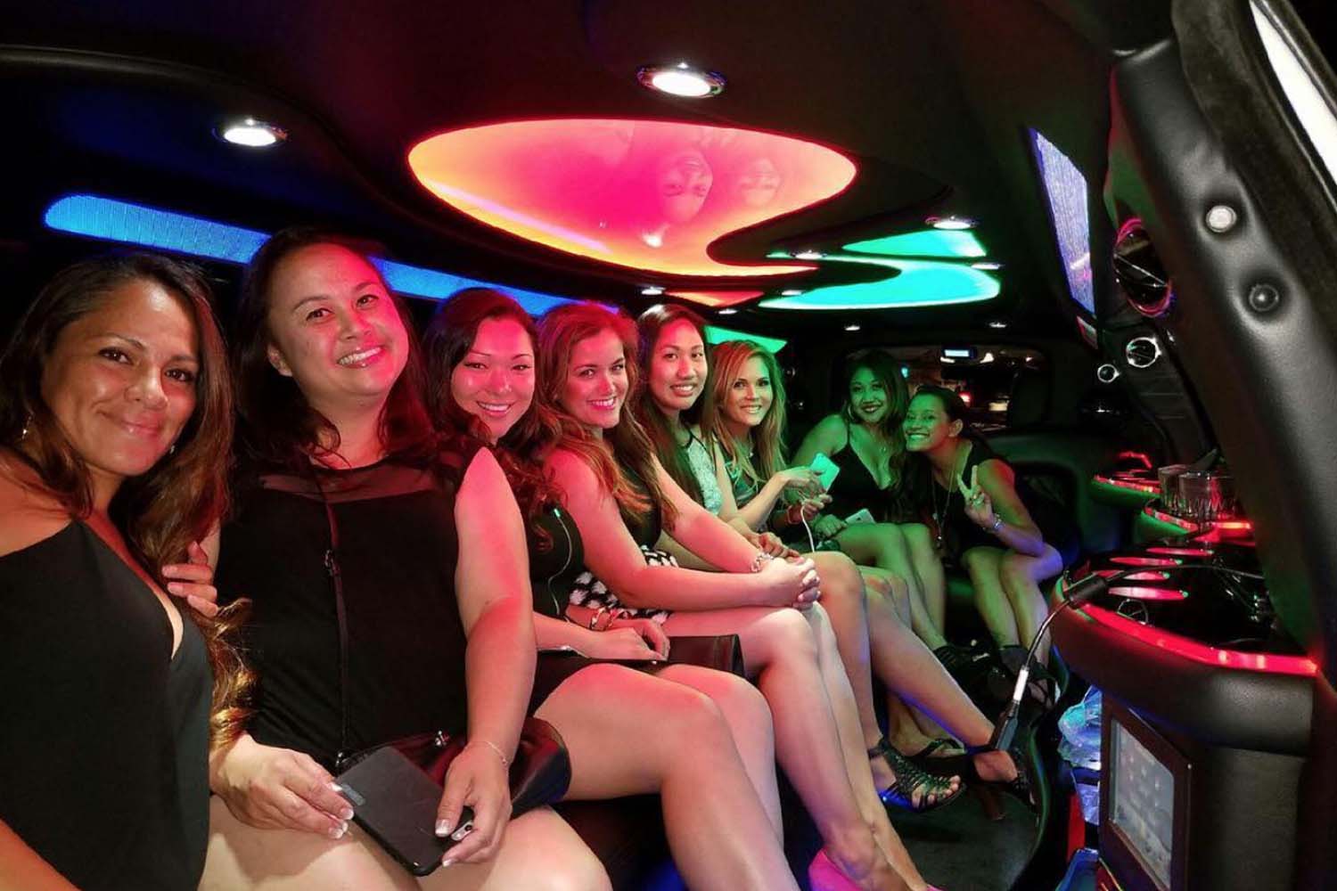 Xtreme Limo Ride – Premier Limousine & Black Car Service's image