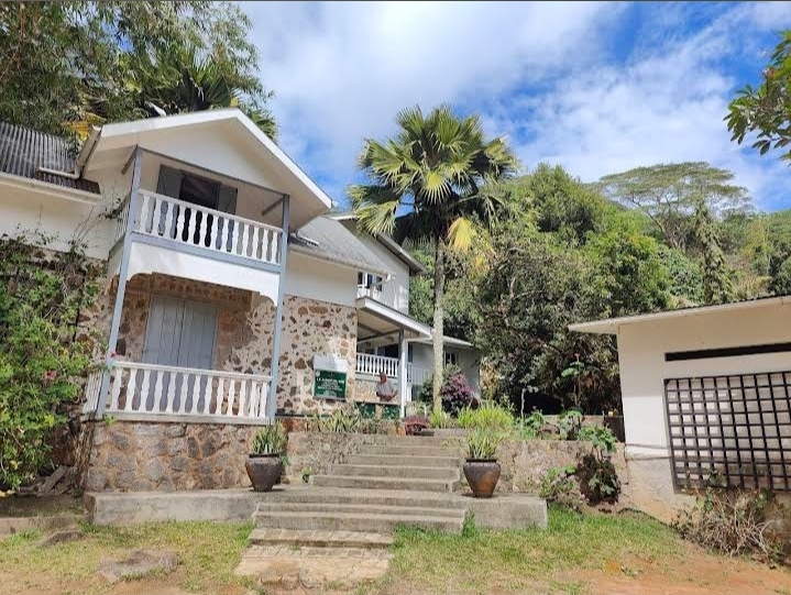 Taxi Service 's image