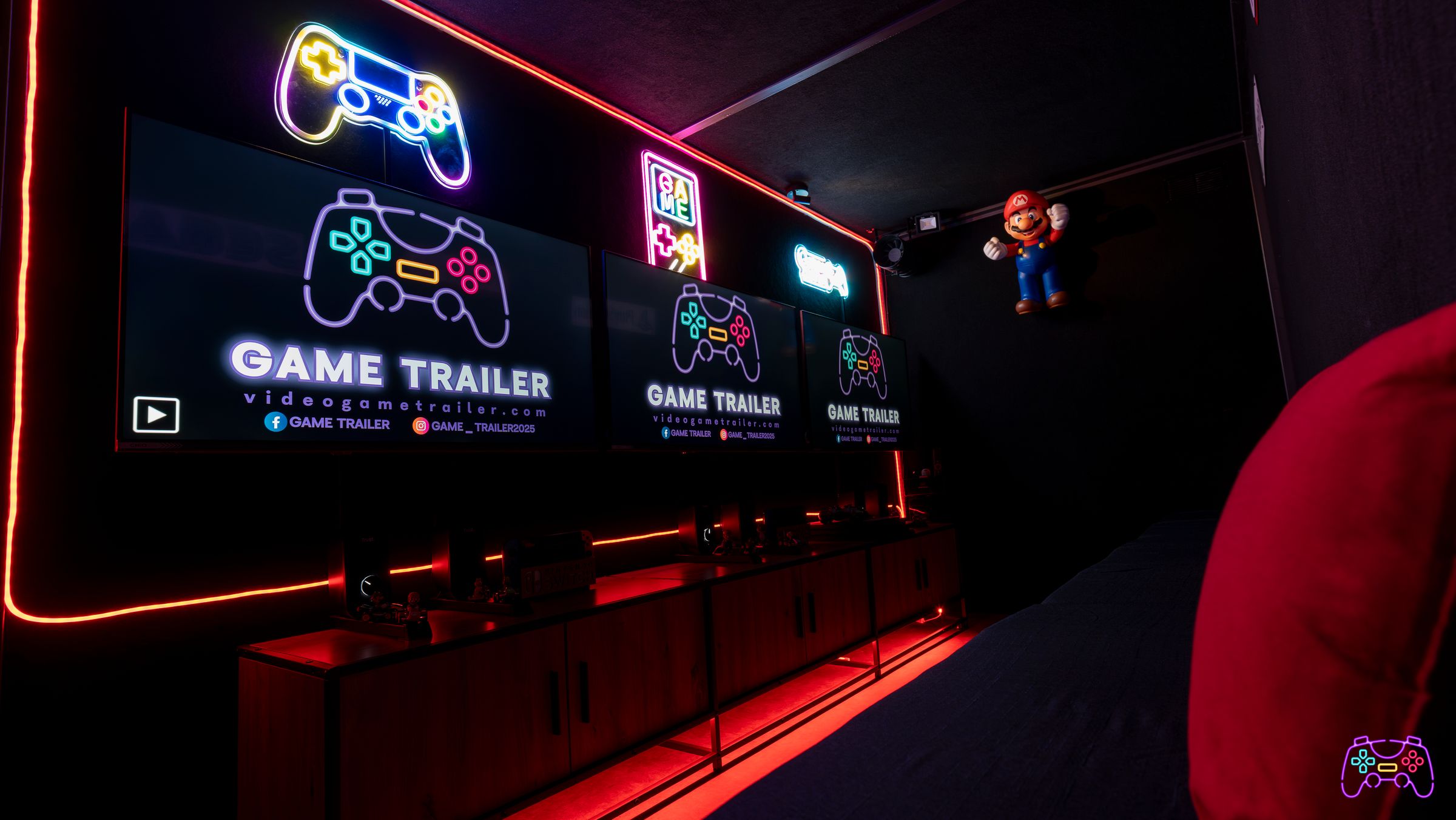 GAME TRAILER JEUX VIDEOS ITINERANTS's image