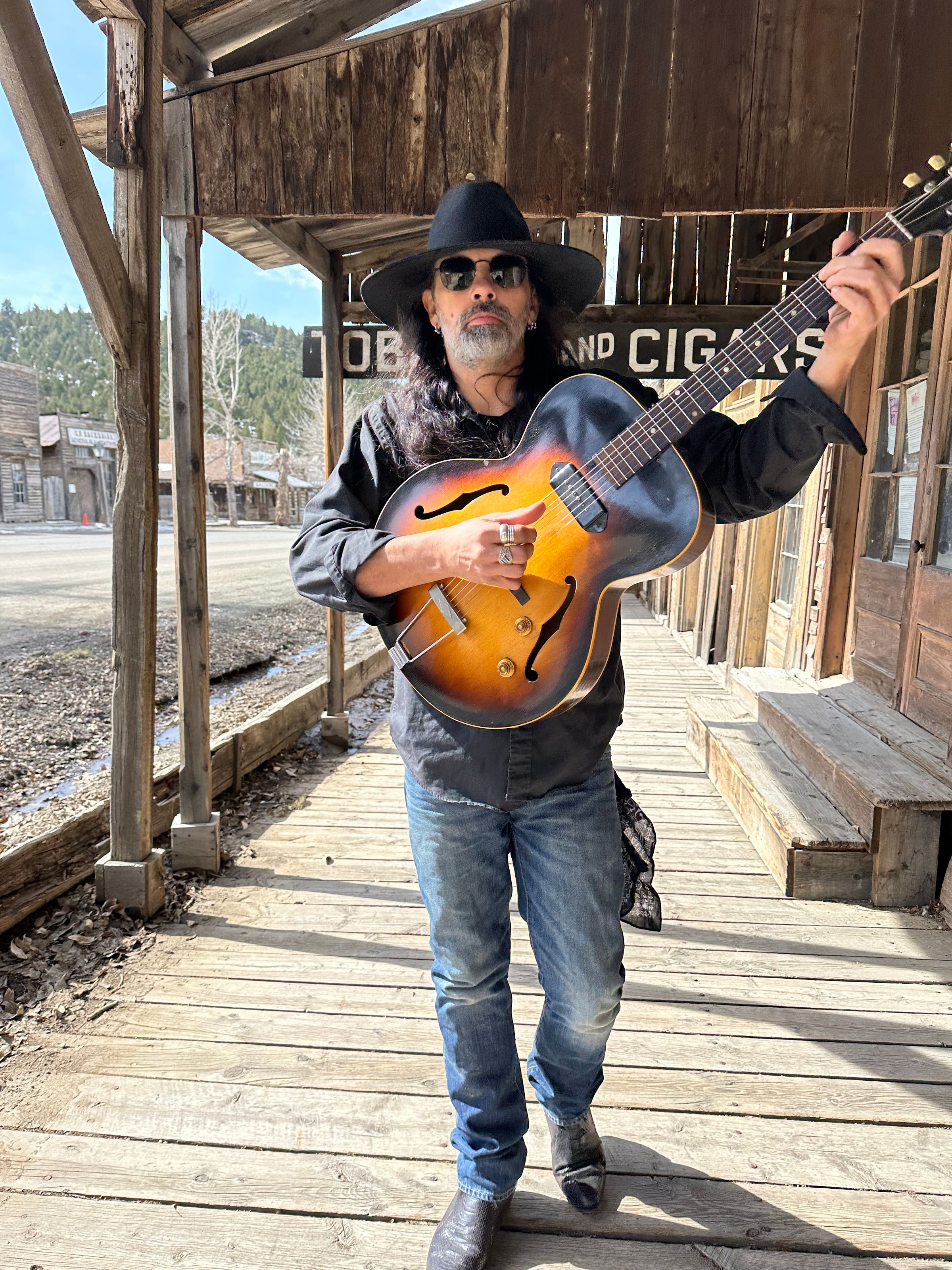 James Mauri Music's image