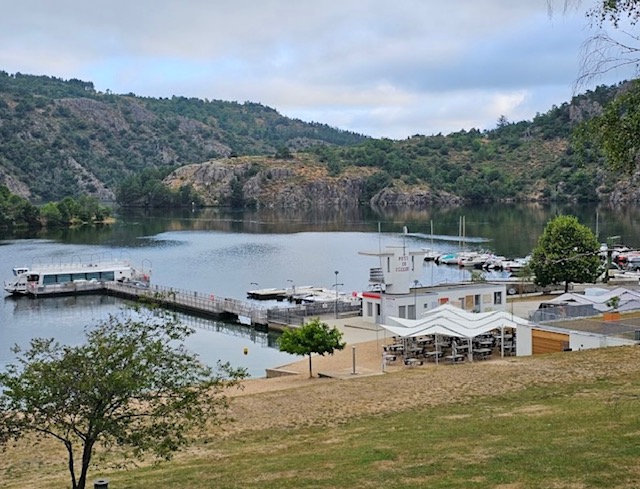 Chambres D’hôtes « Les Crins Du Bonheur »'s image