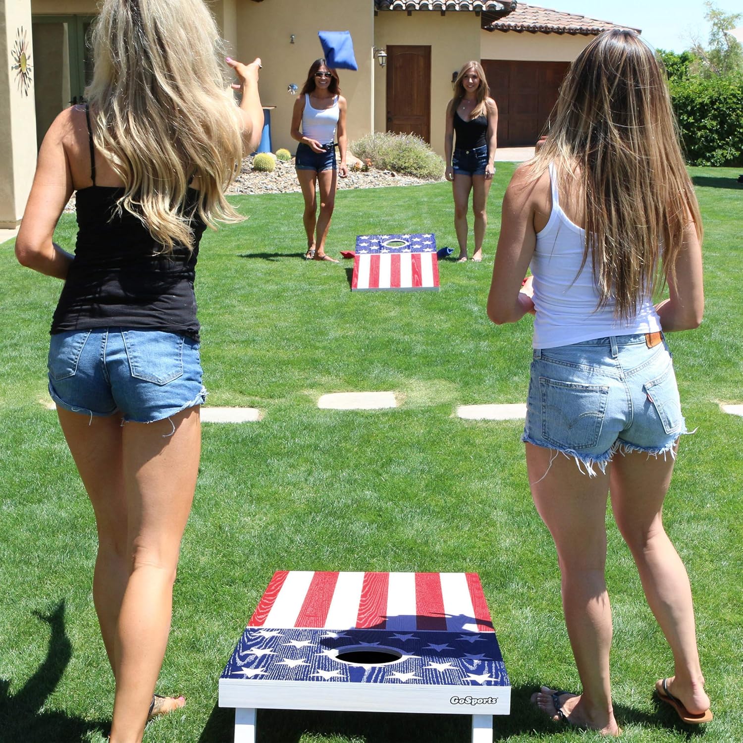 Cornhole Set Includes 8 Bags