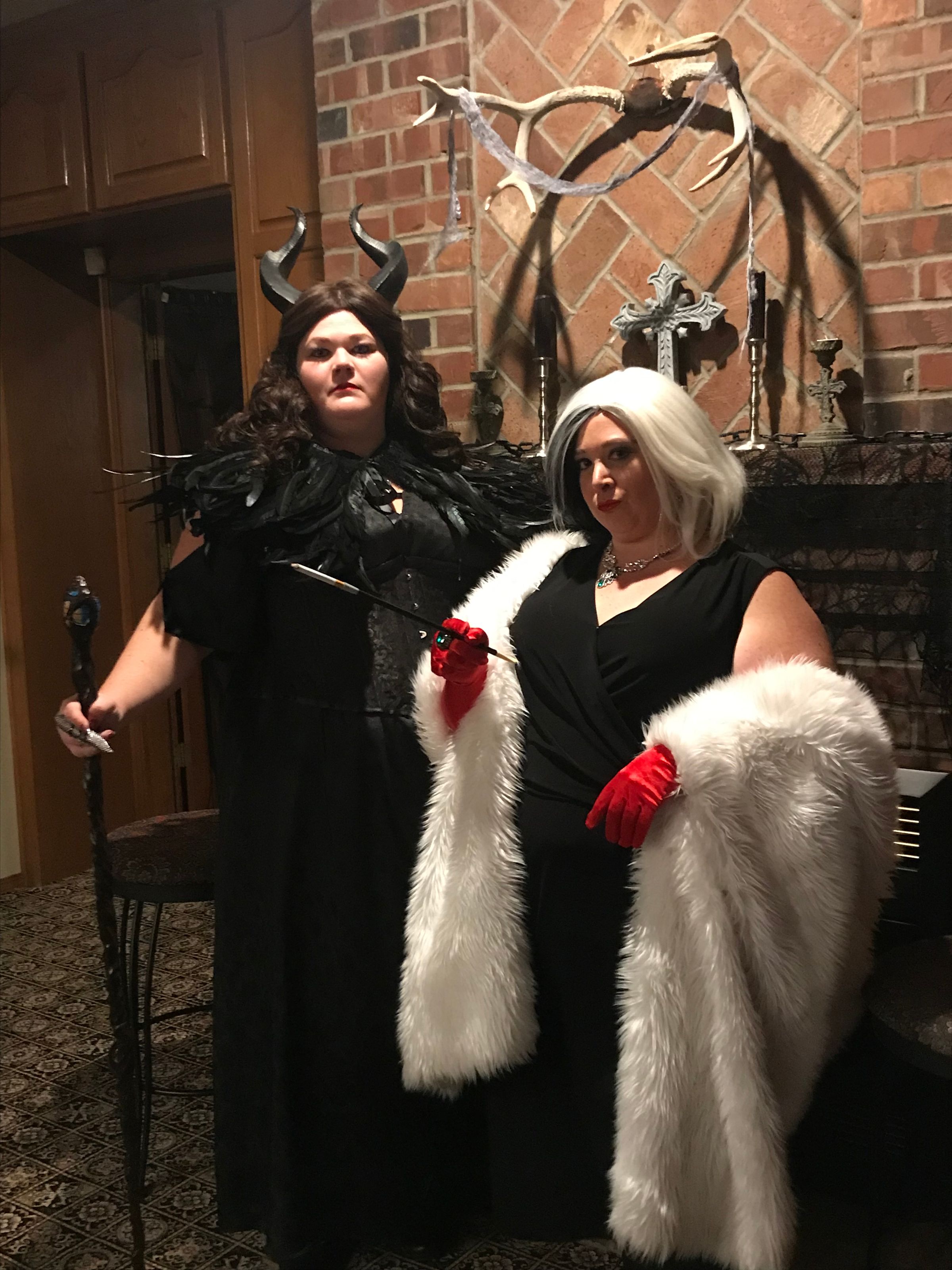 Dueling Divas's image