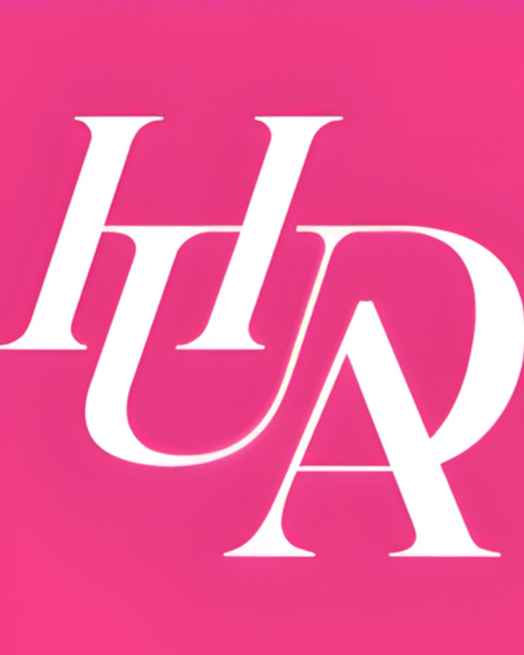 rhkluxurycosmetics.com's image