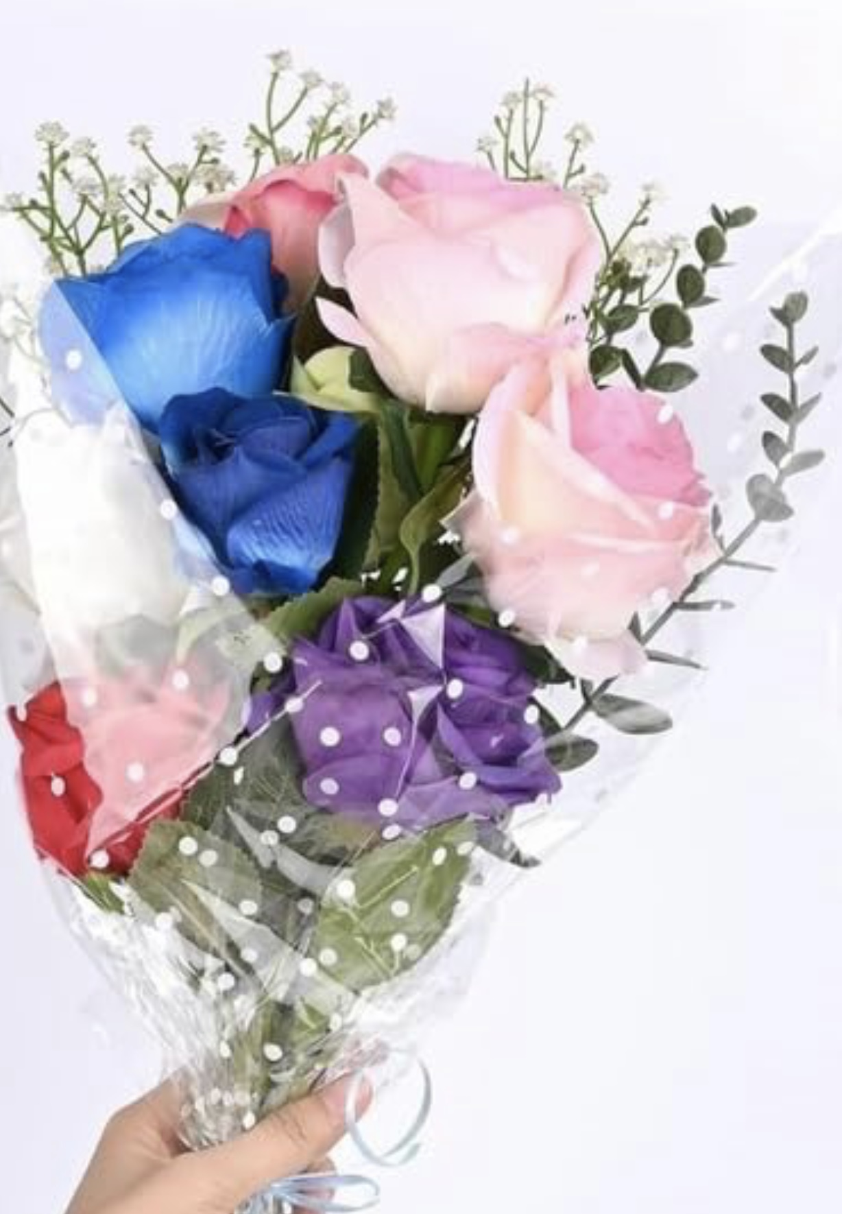 Bouquet with pretty dotted wrap 4 flowers 
