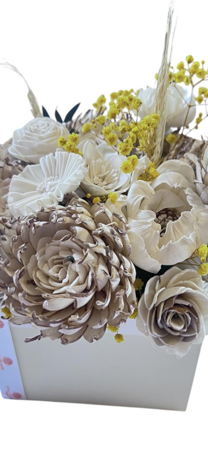 Wood hand carved floral Arrangement