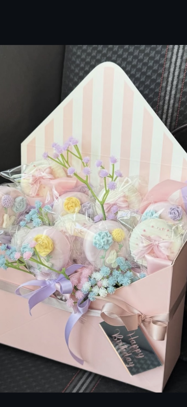 Envelope of flowers