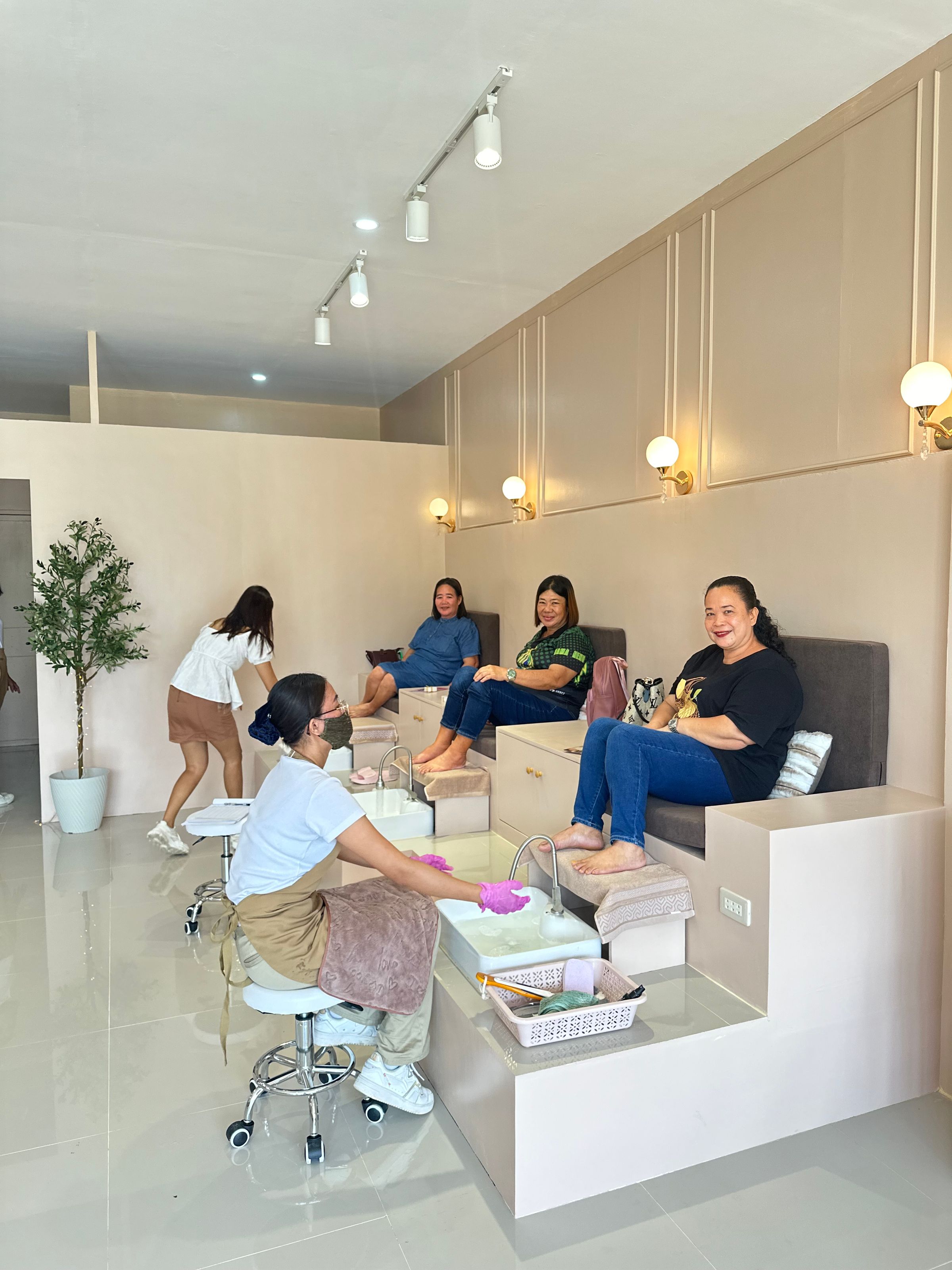 Miss Chloe – Your Destination for Beauty, Lashes & Skincare's image