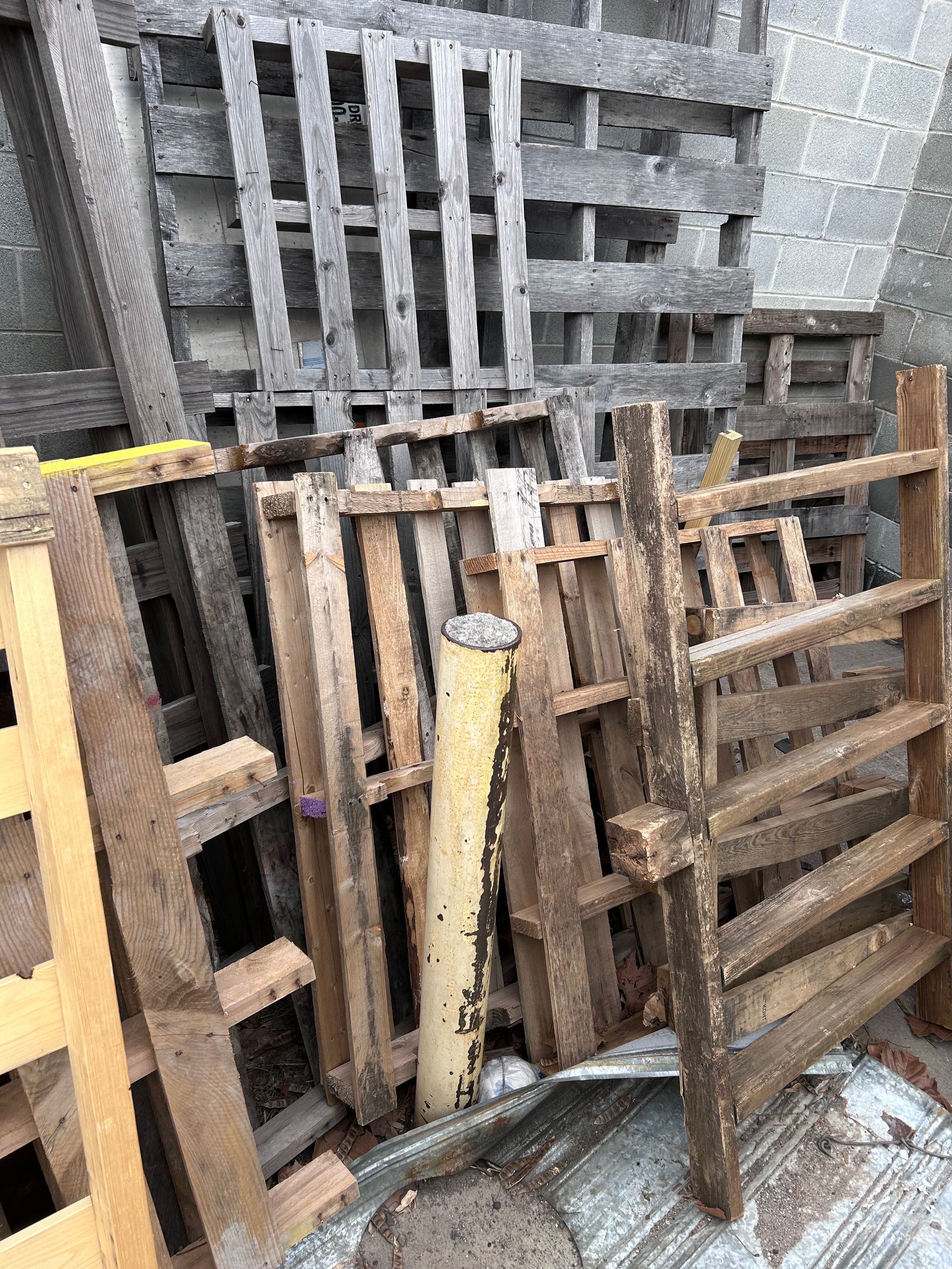 Junk Removal in Knoxville, TN's image