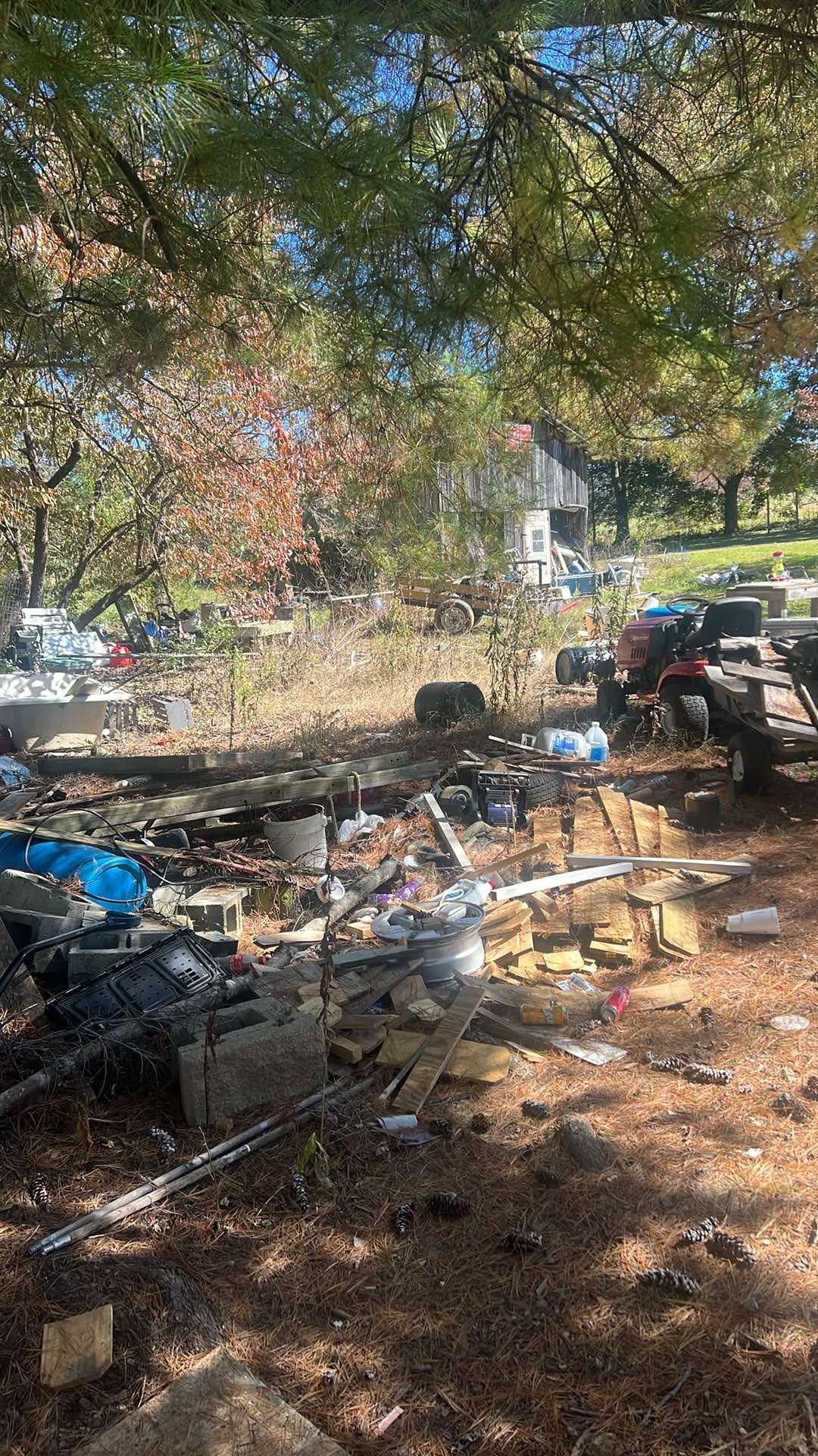 Junk removal in Knoxville, TN's image