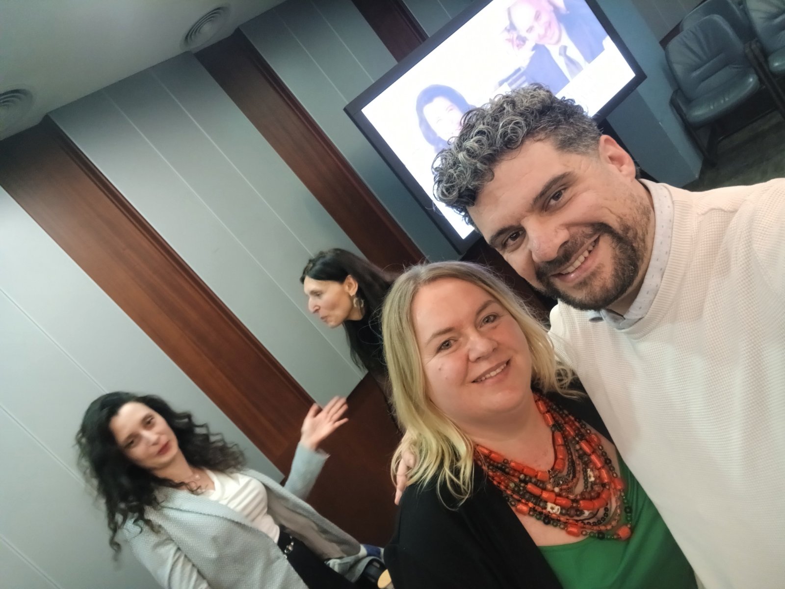 "La Rose Bulgare | École de Suggestopédie Classique"'s image