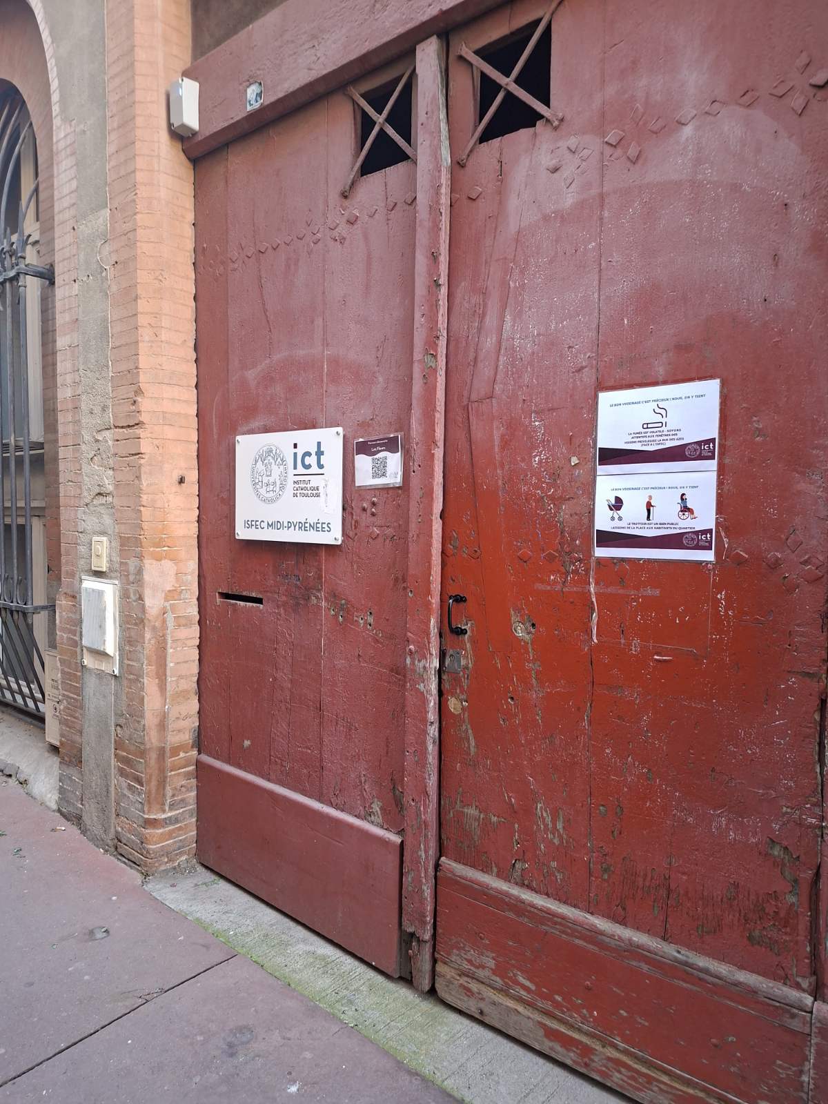 "La Rose Bulgare | École de Suggestopédie Classique"'s image