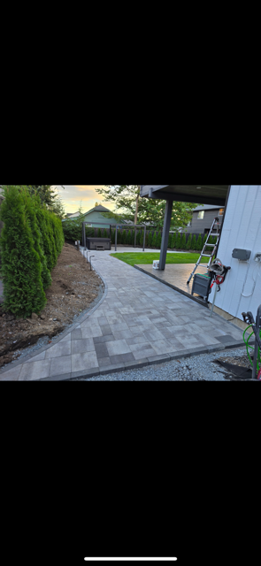 Roc Landscape Design's image