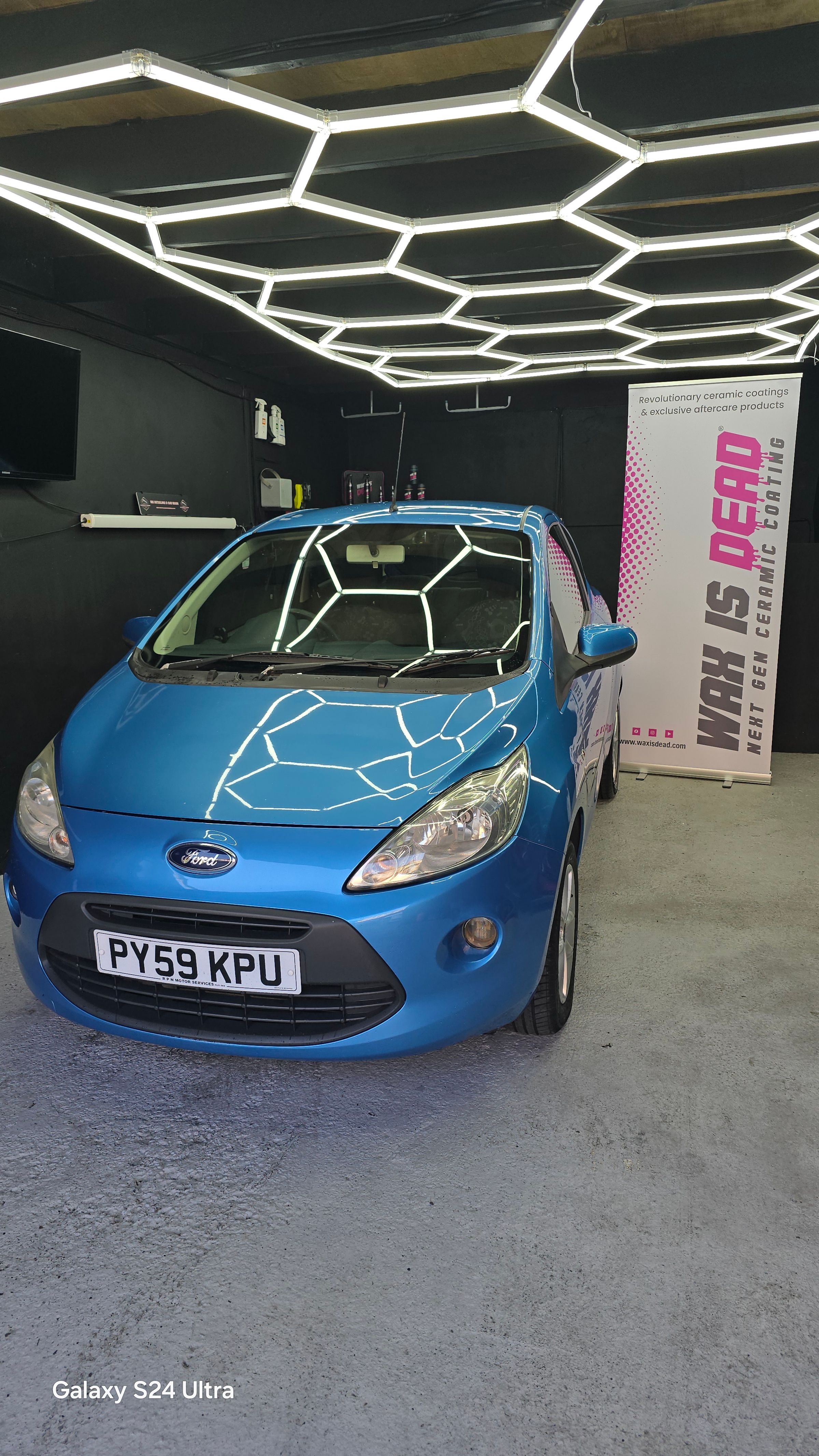 MK DETAILING & CAR WASH's image