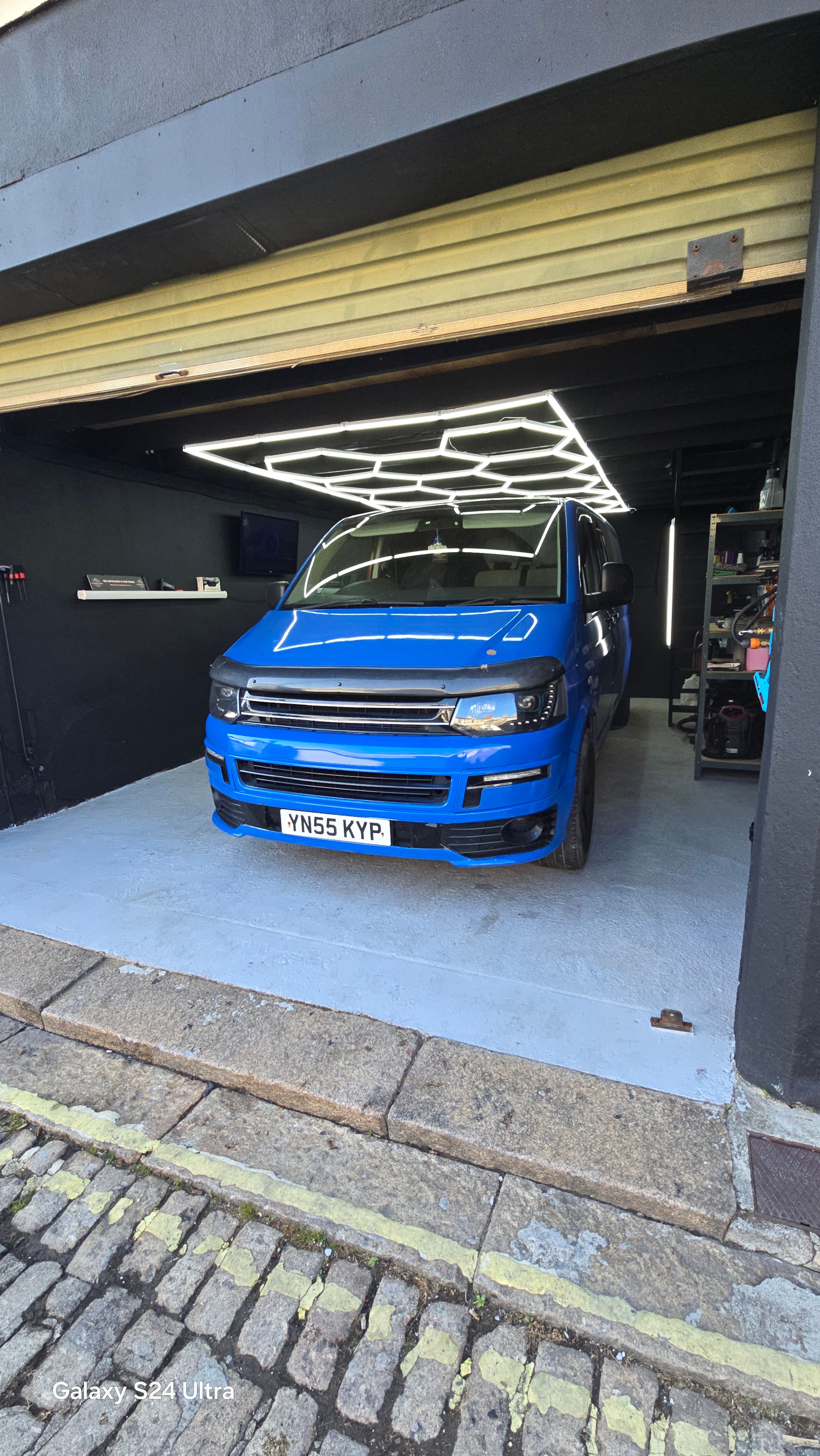 MK DETAILING & CAR WASH's image