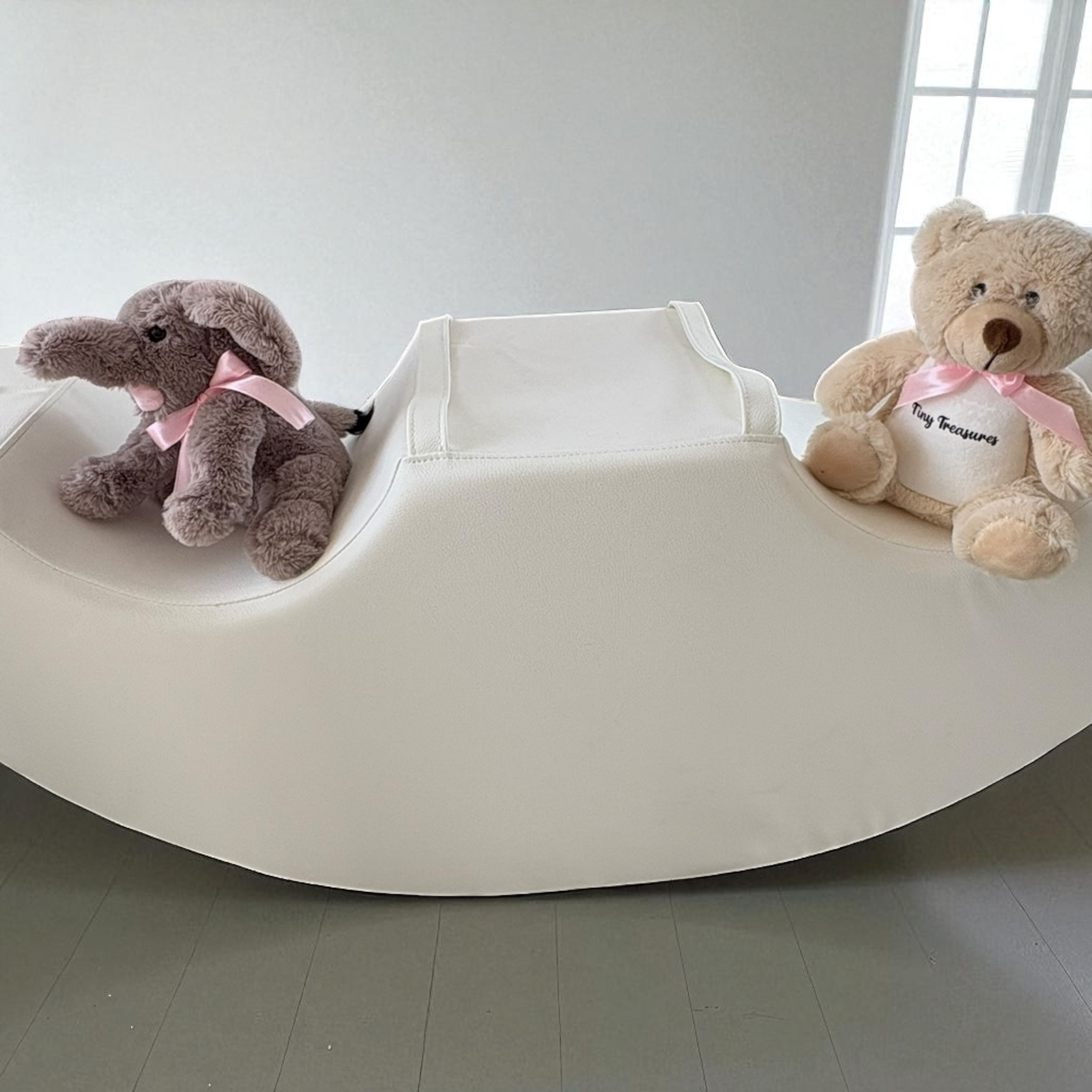 Tiny Treasures's image