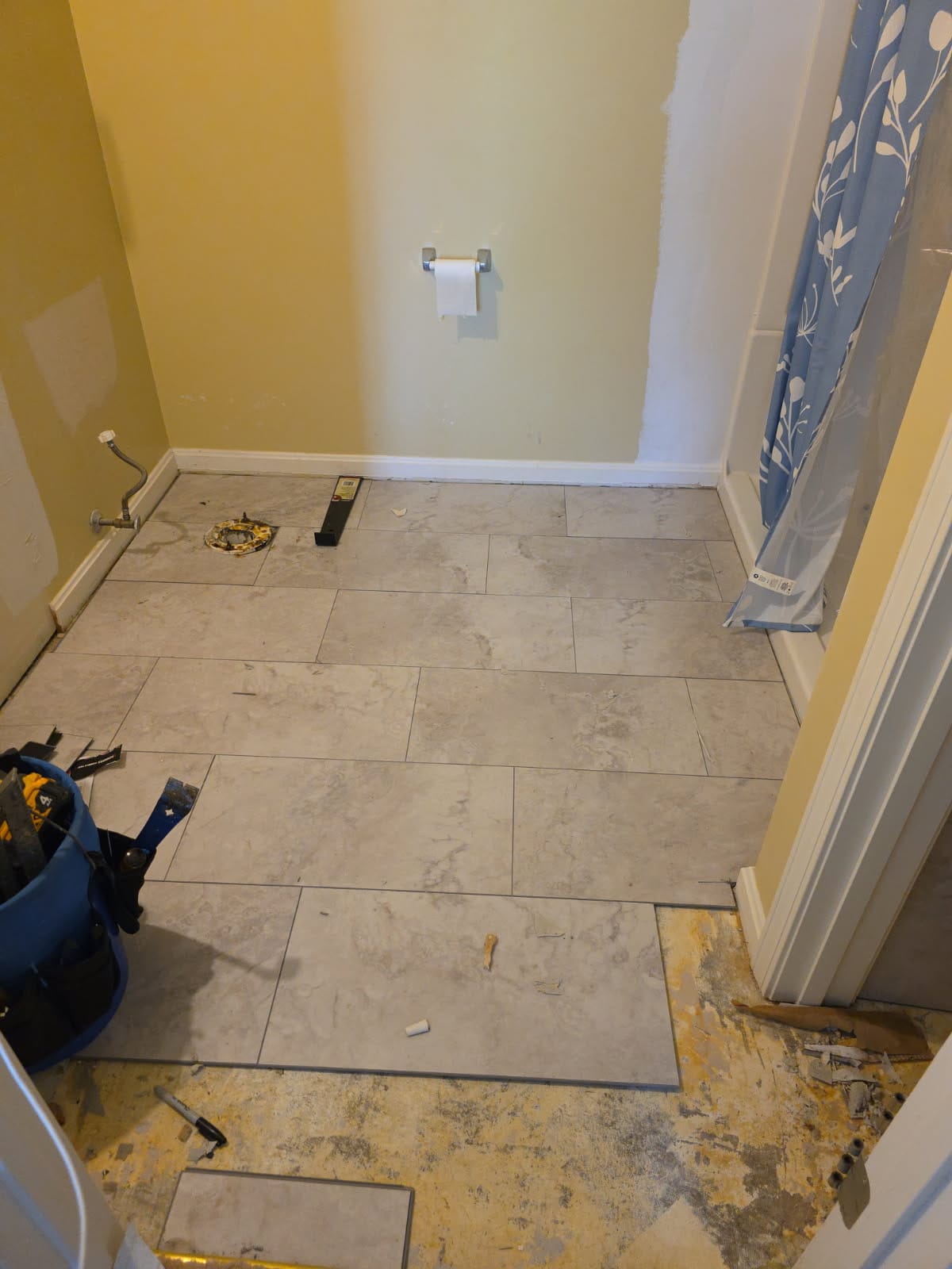 Painting services.'s image