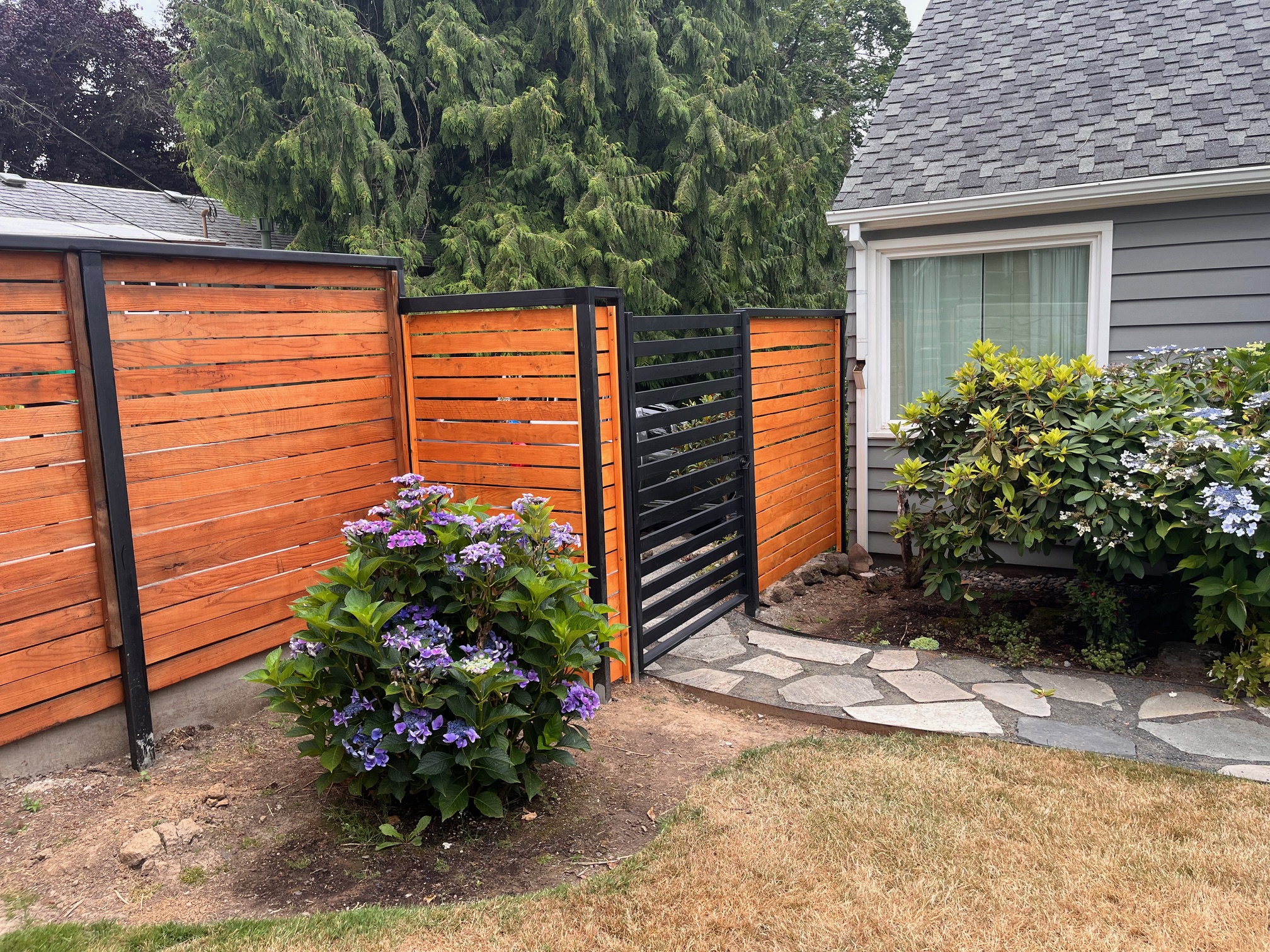 steel frame fence 