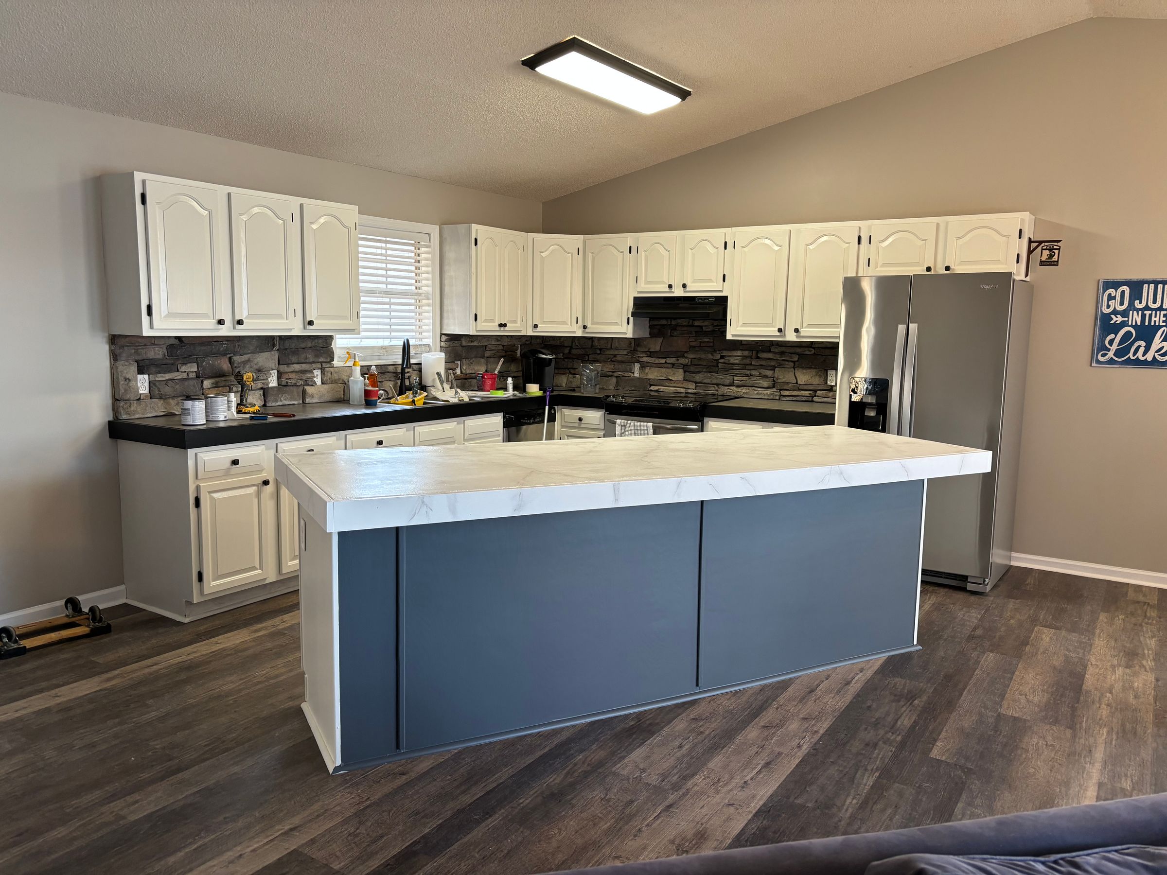 Cabinet & countertop painting