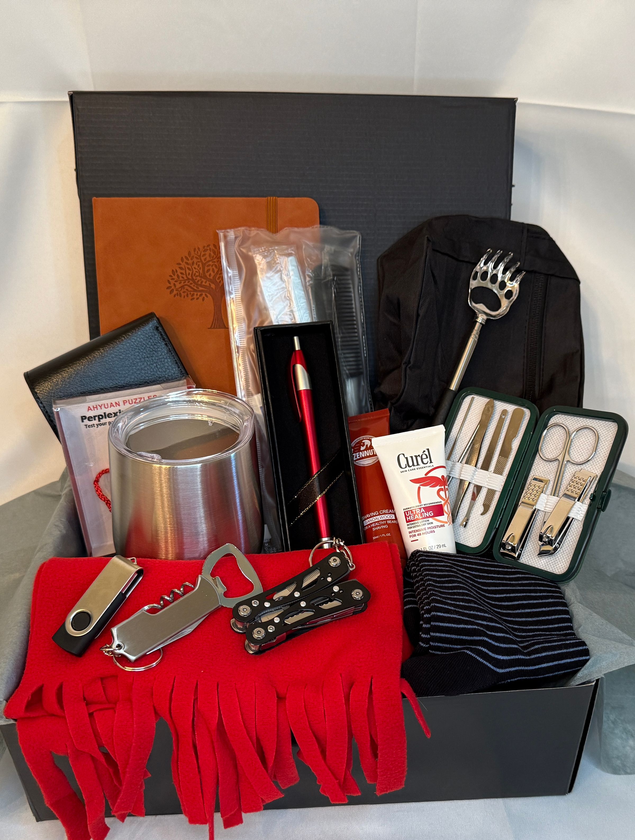 Her Box Gifts's image