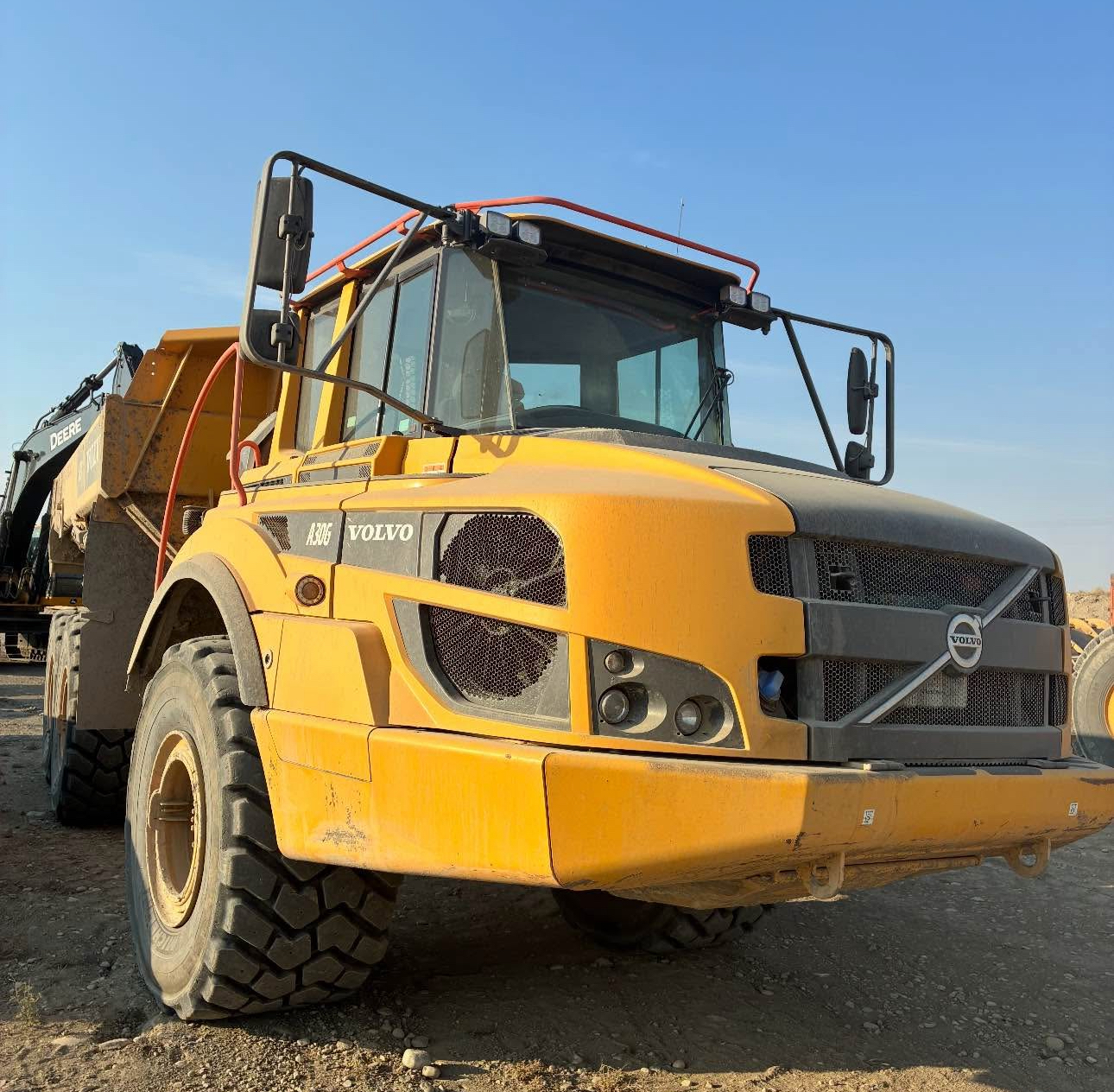 RJ Heavy Equipment Sales's image